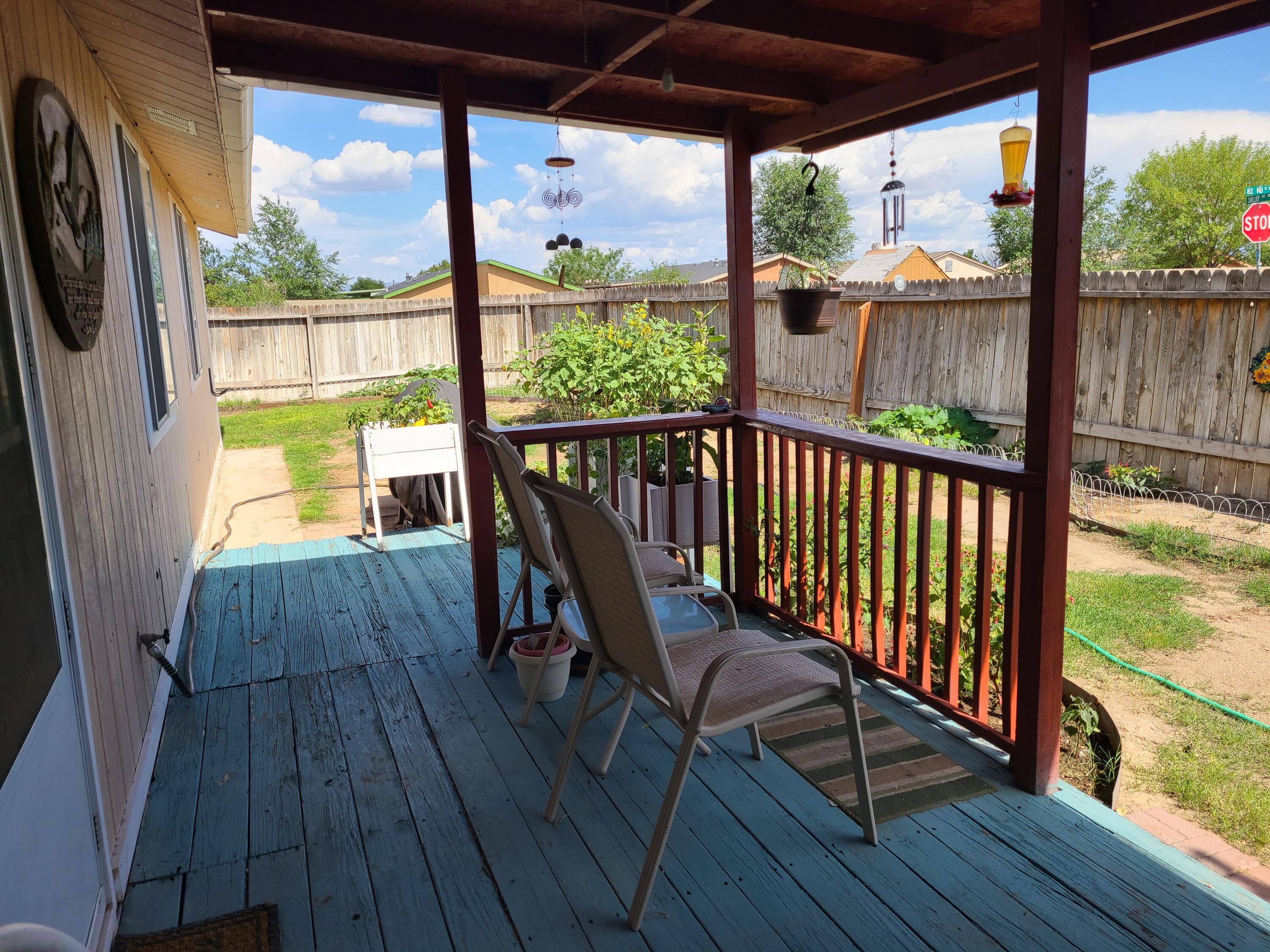 416 Carfax Place SW