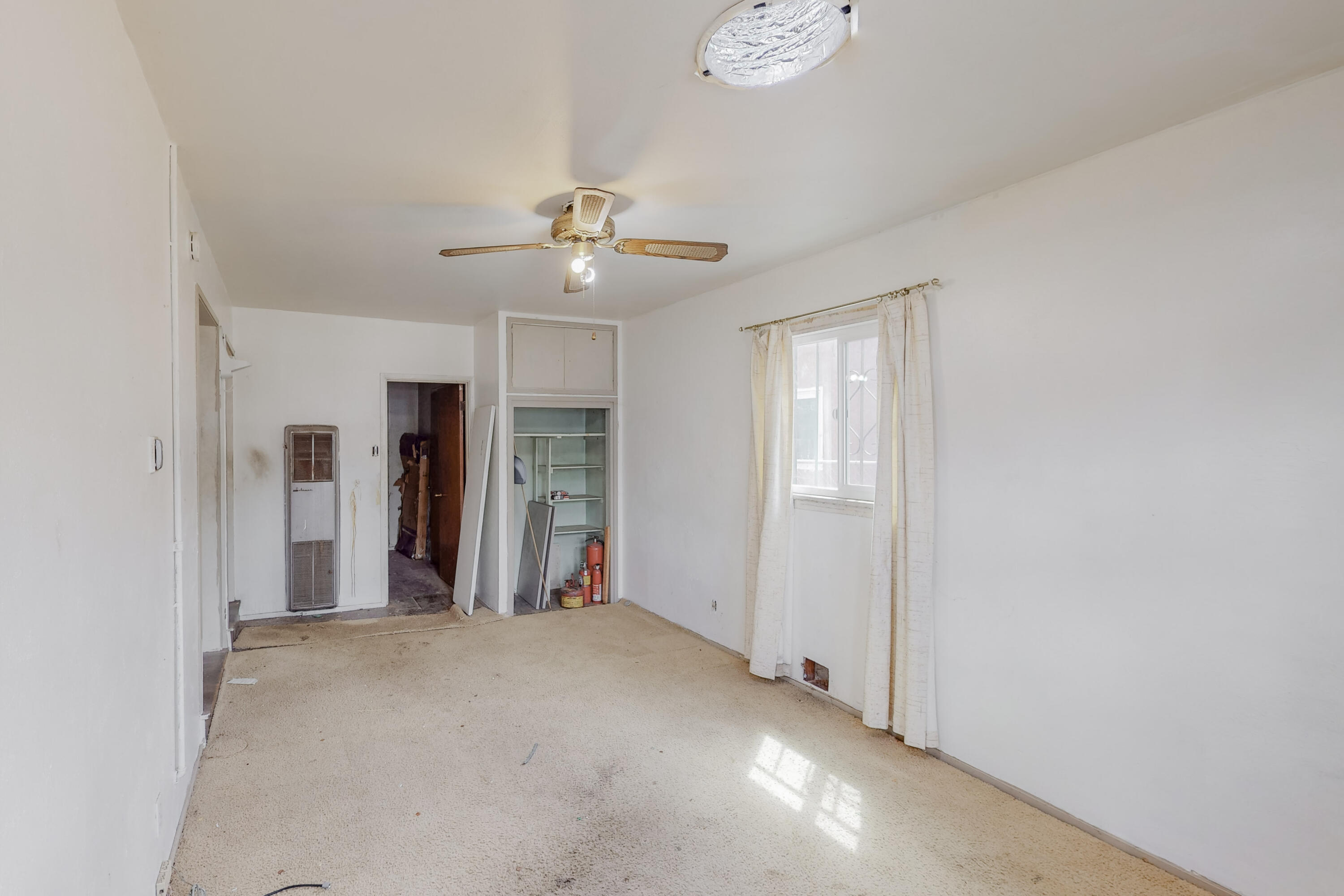 5408 EUCLID Avenue NE