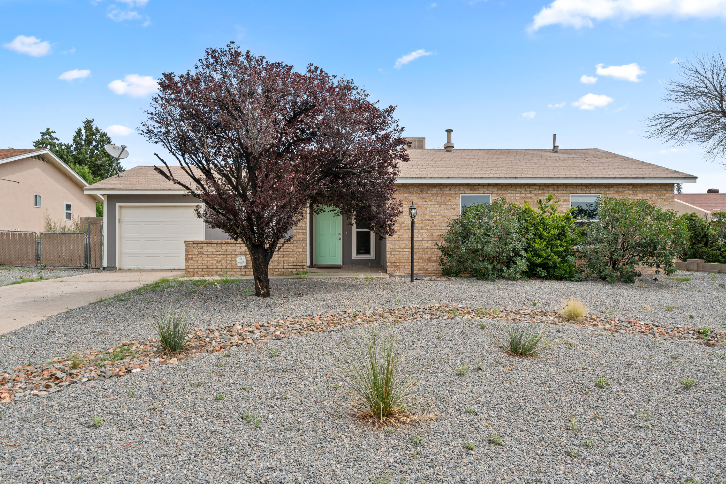 488 STALLION Road SE