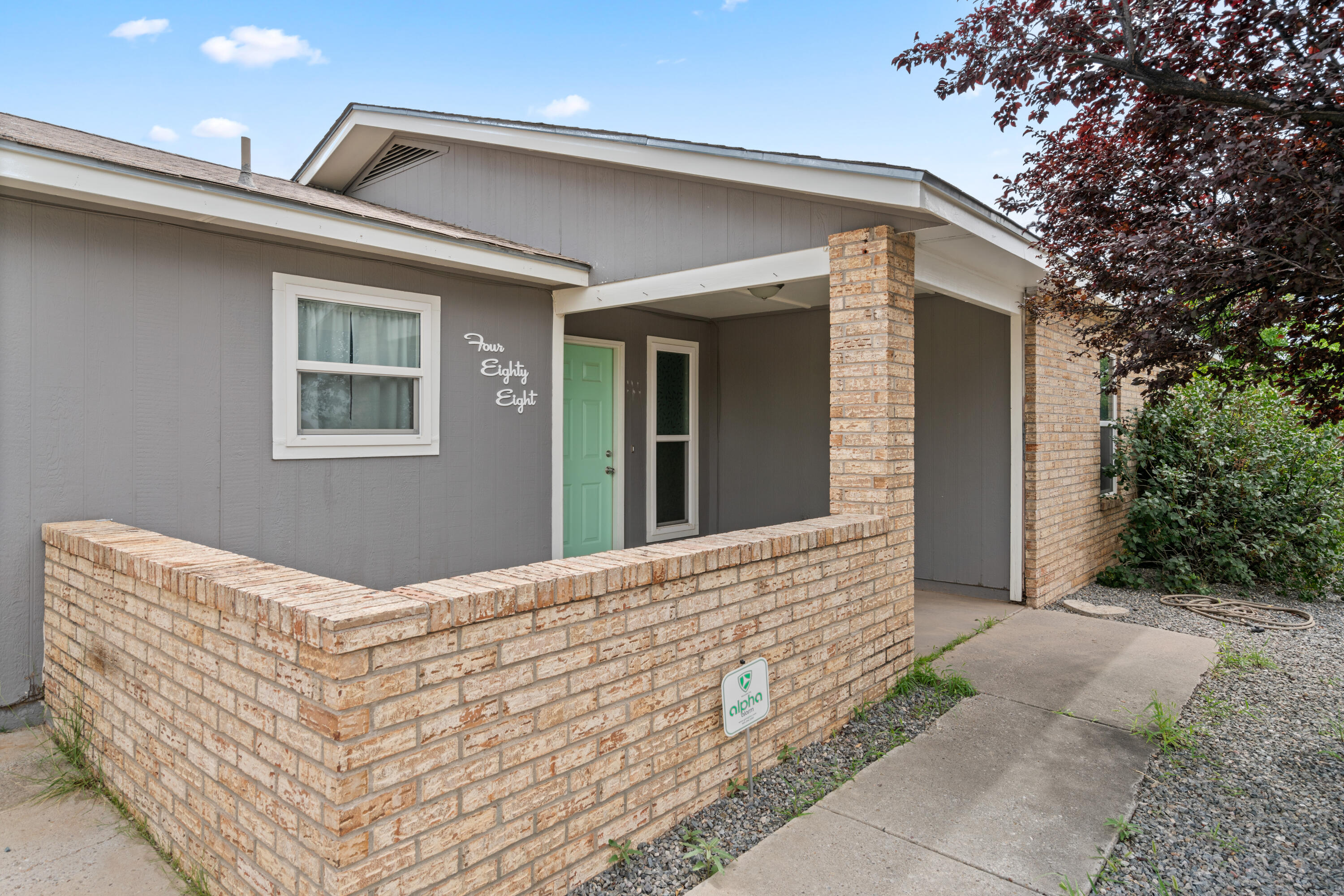 488 STALLION Road SE