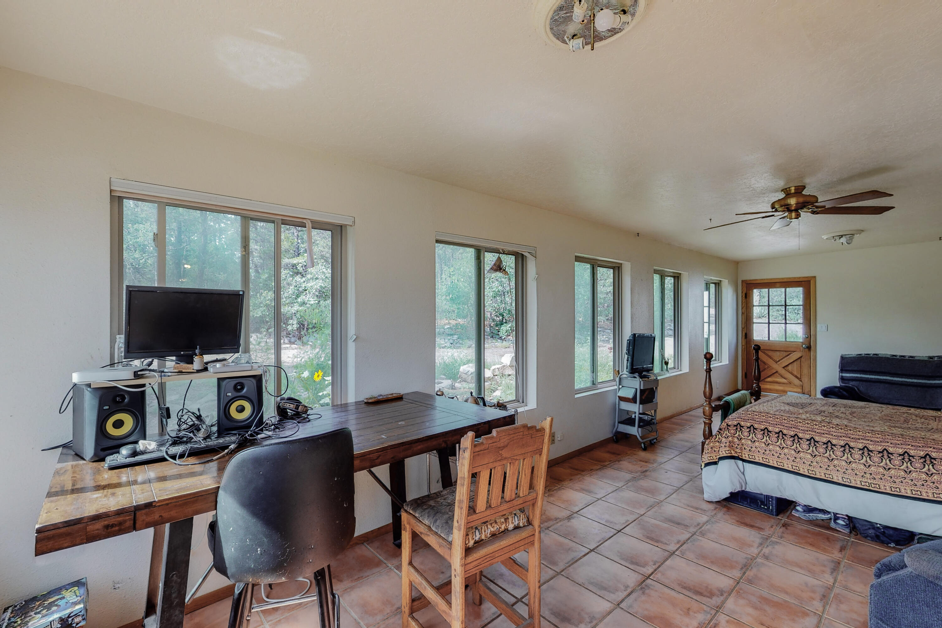 71 BUCKBOARD Road