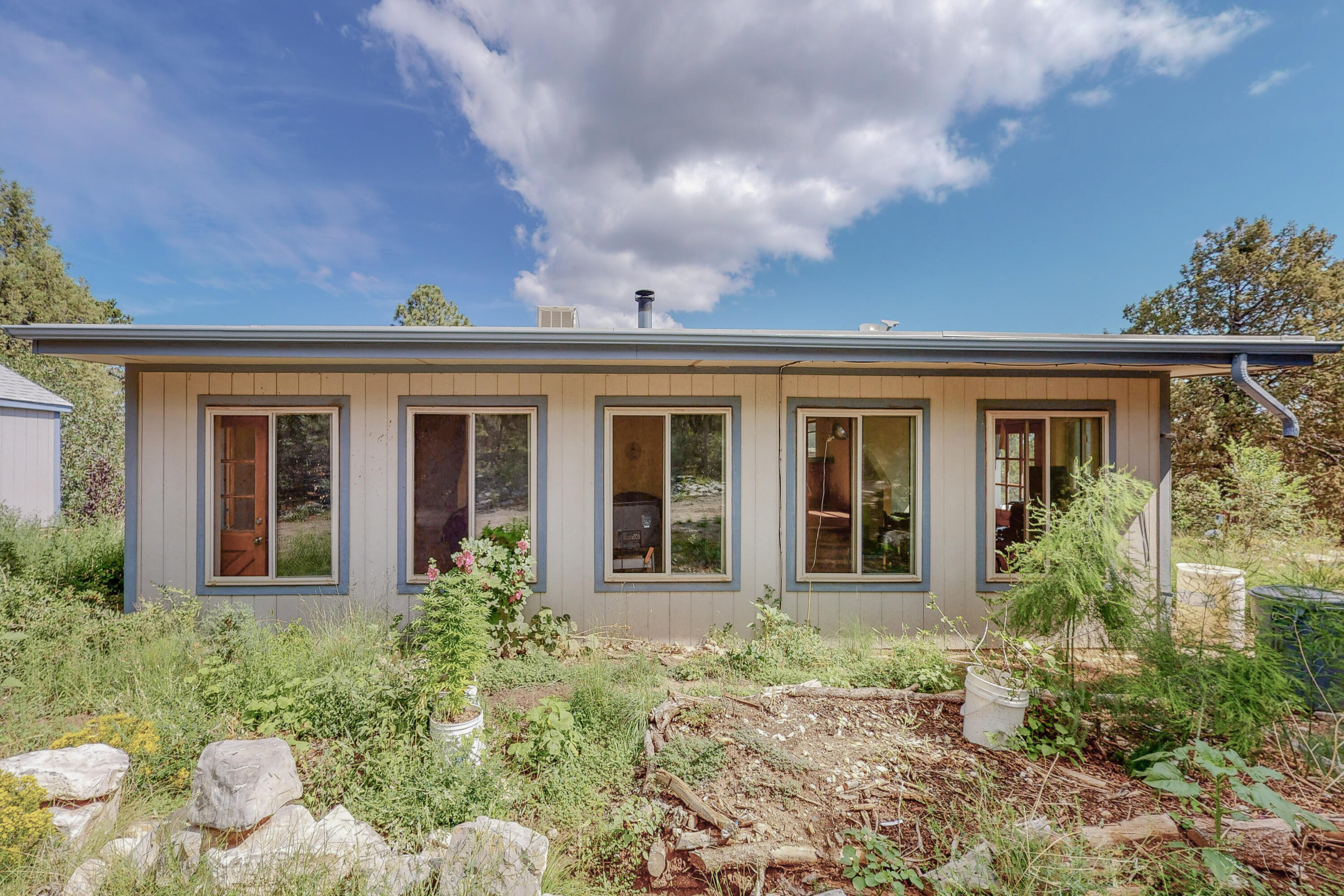 71 BUCKBOARD Road