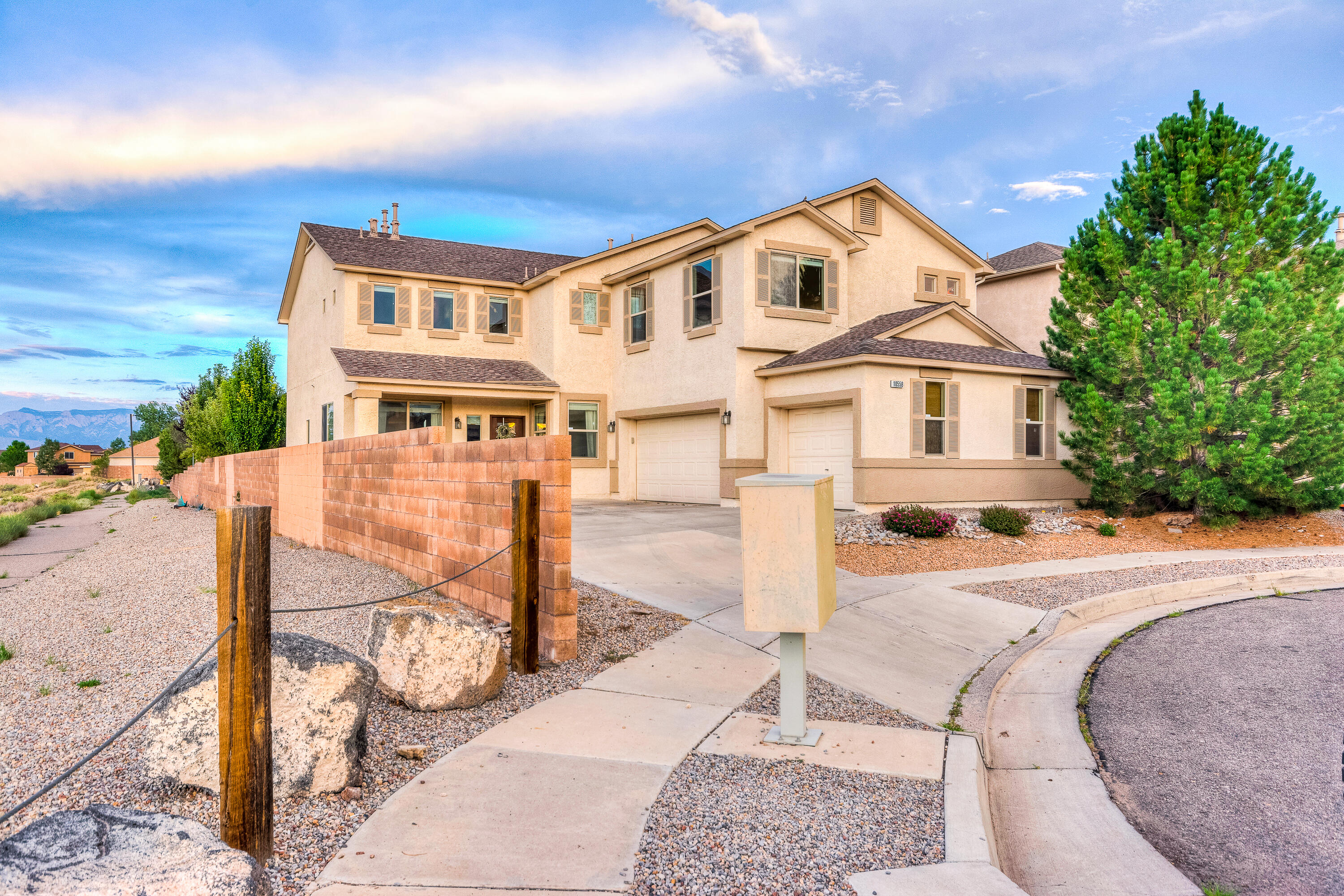 10558 Coyote Canyon Place NW