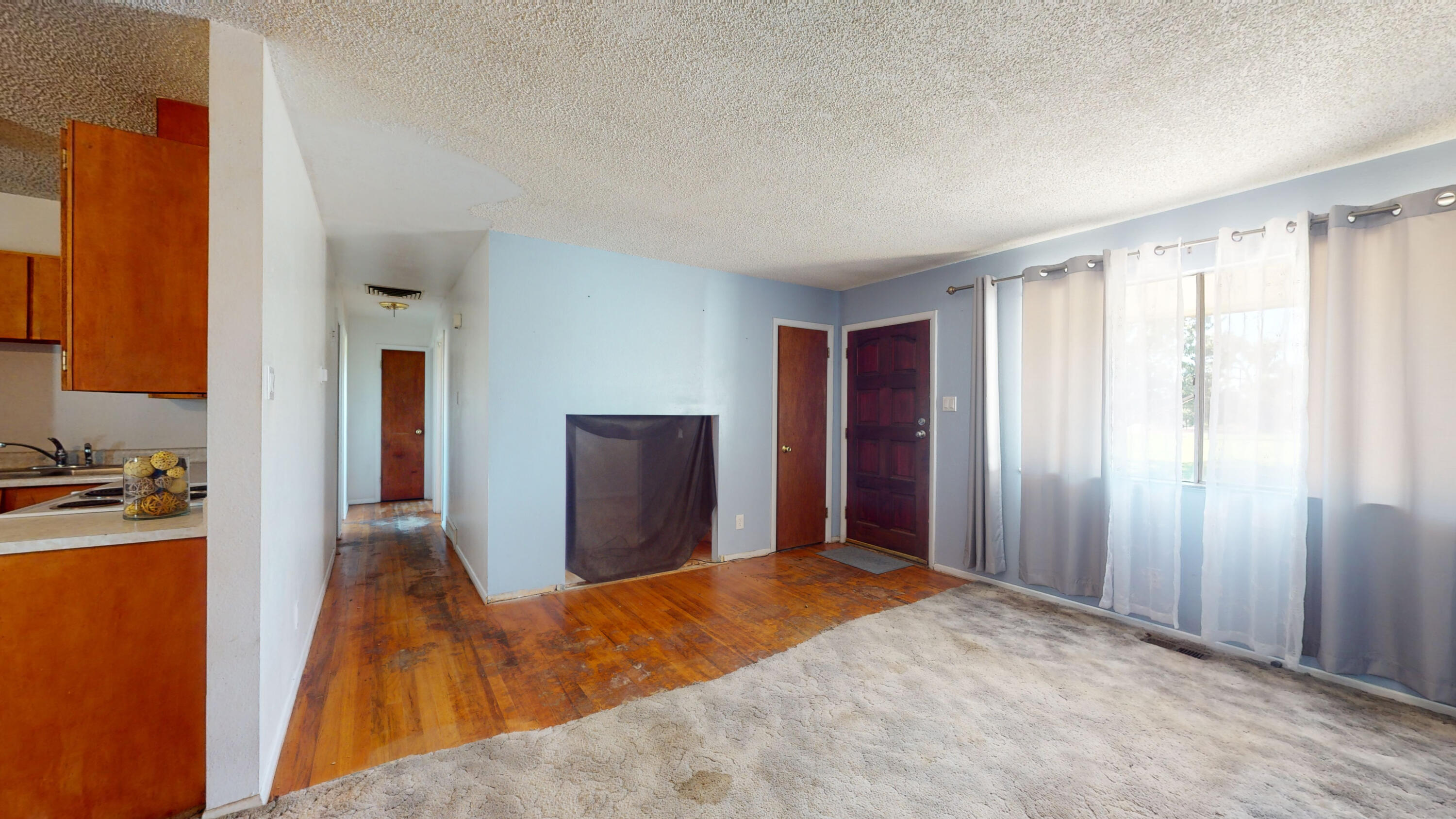 10516 LEXINGTON Avenue NE