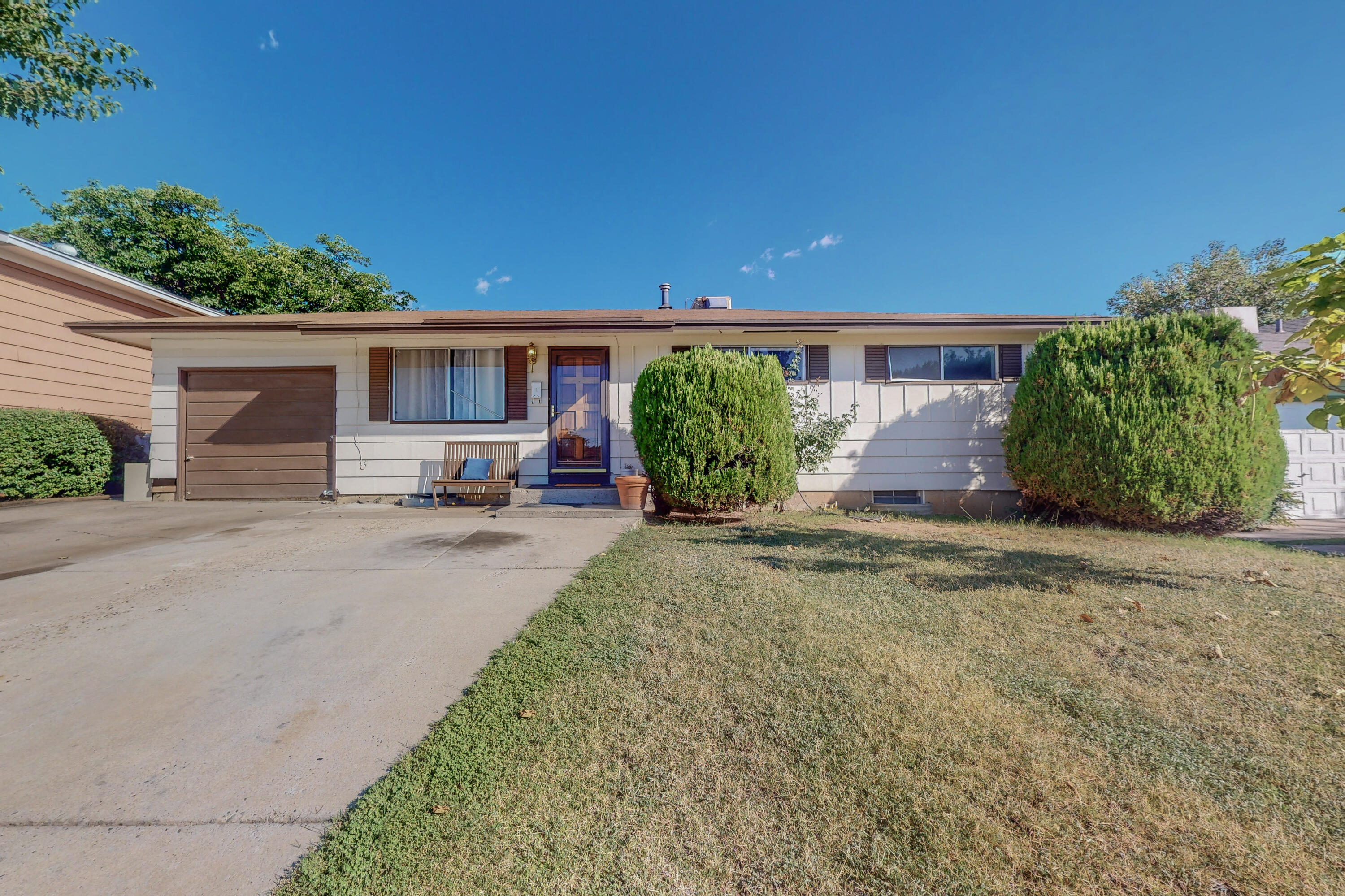 10516 LEXINGTON Avenue NE