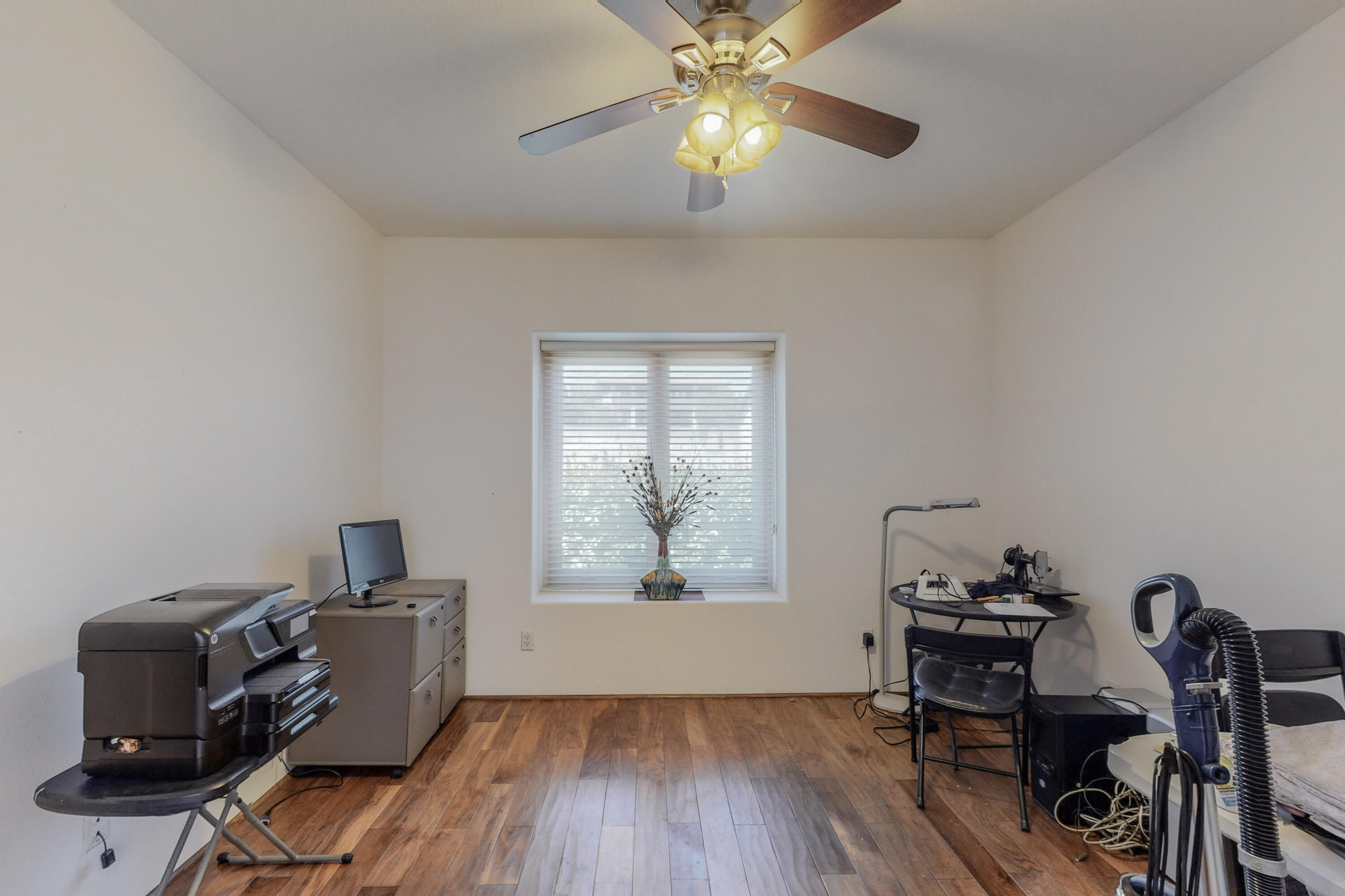 1800 Calle Del Vista Road NW