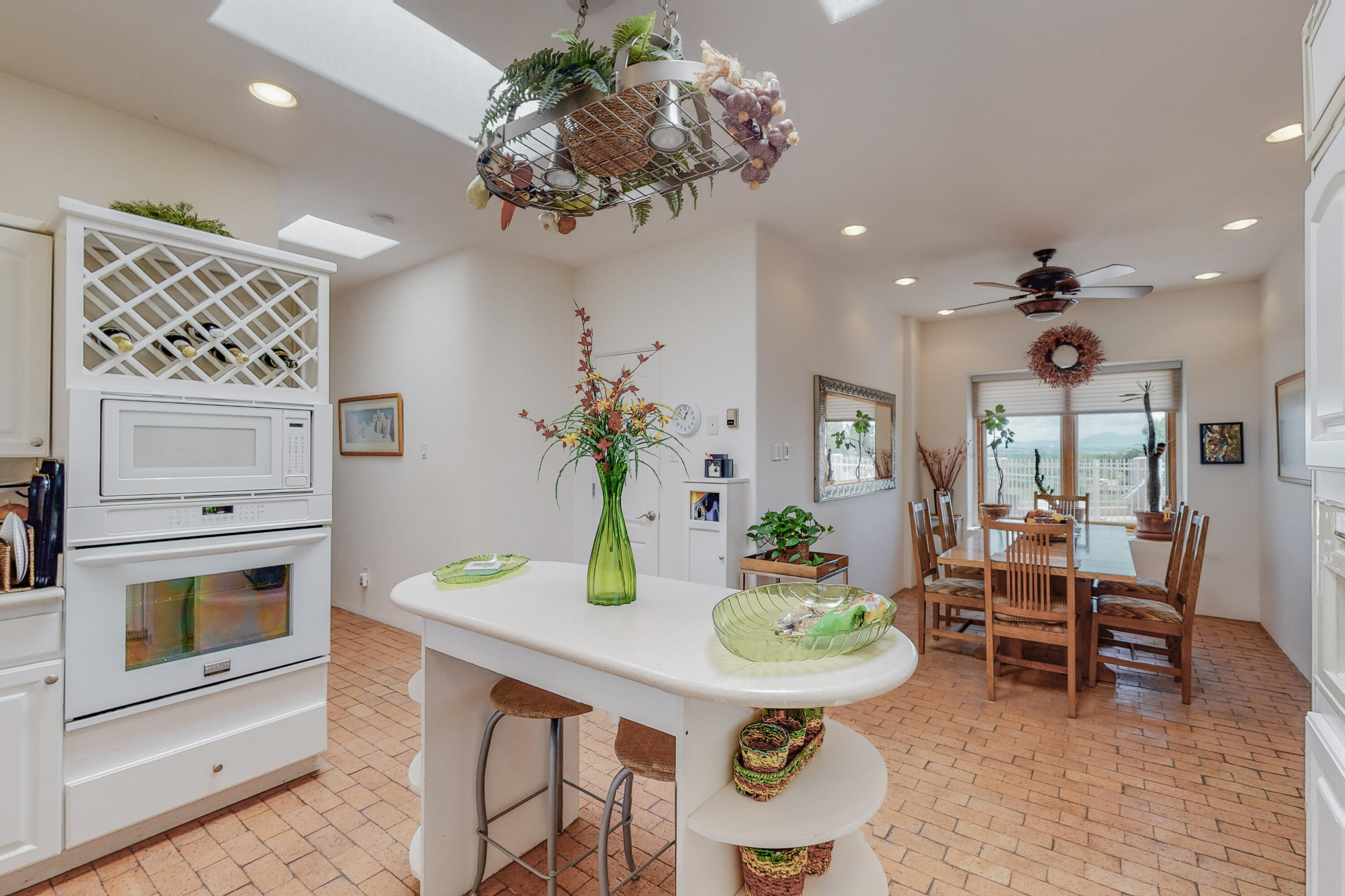 1800 Calle Del Vista Road NW