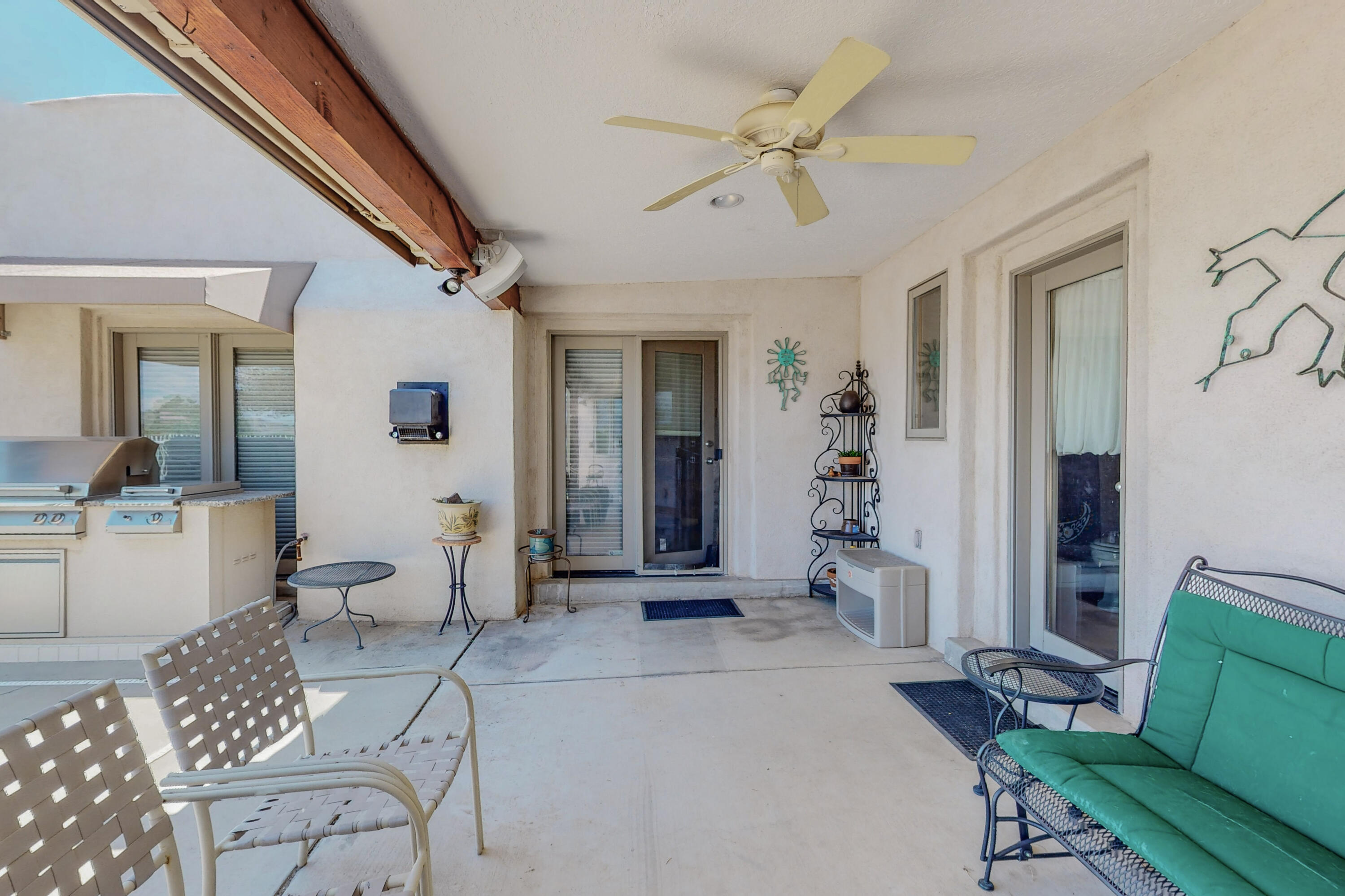 1800 Calle Del Vista Road NW