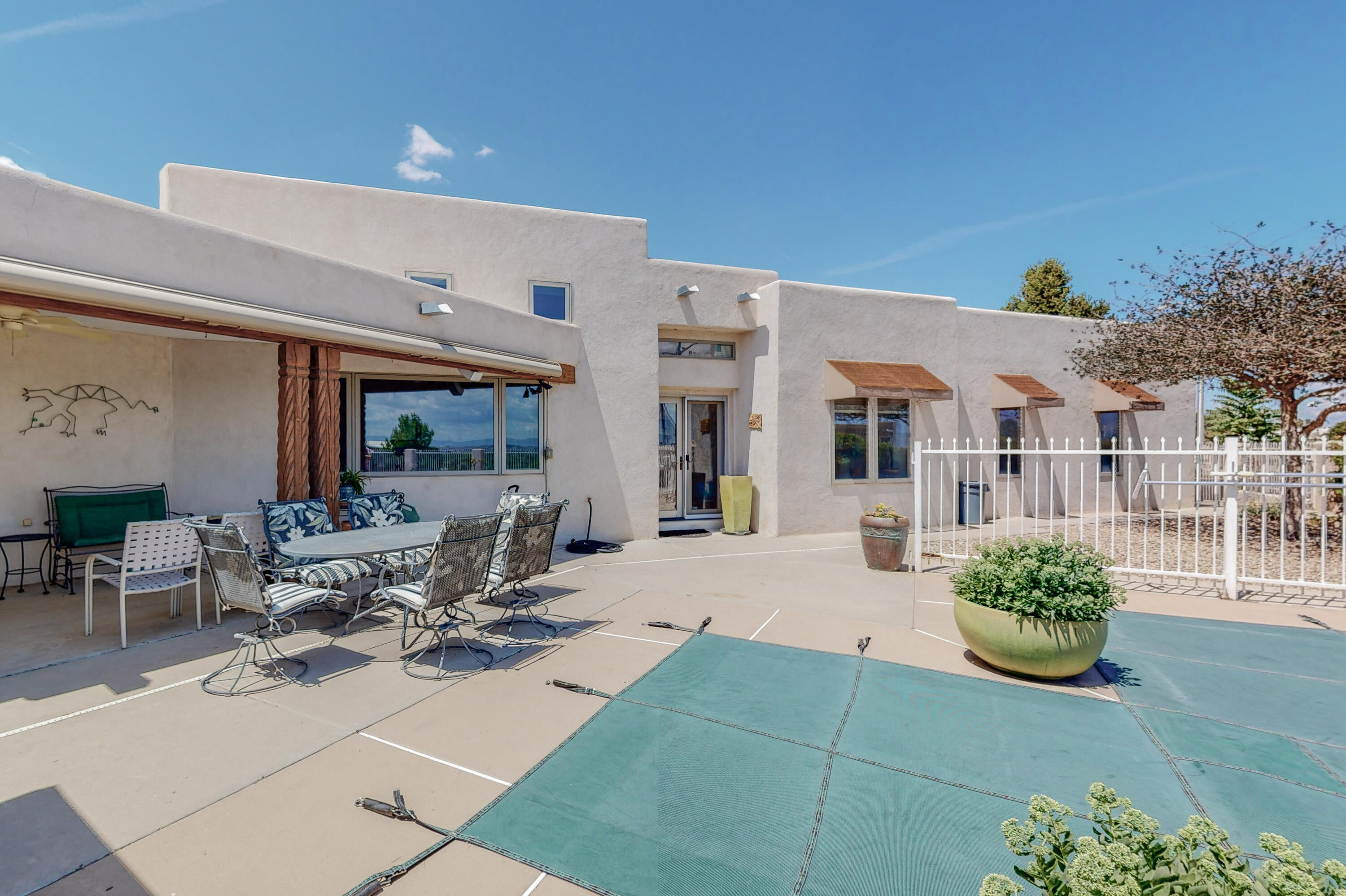 1800 Calle Del Vista Road NW