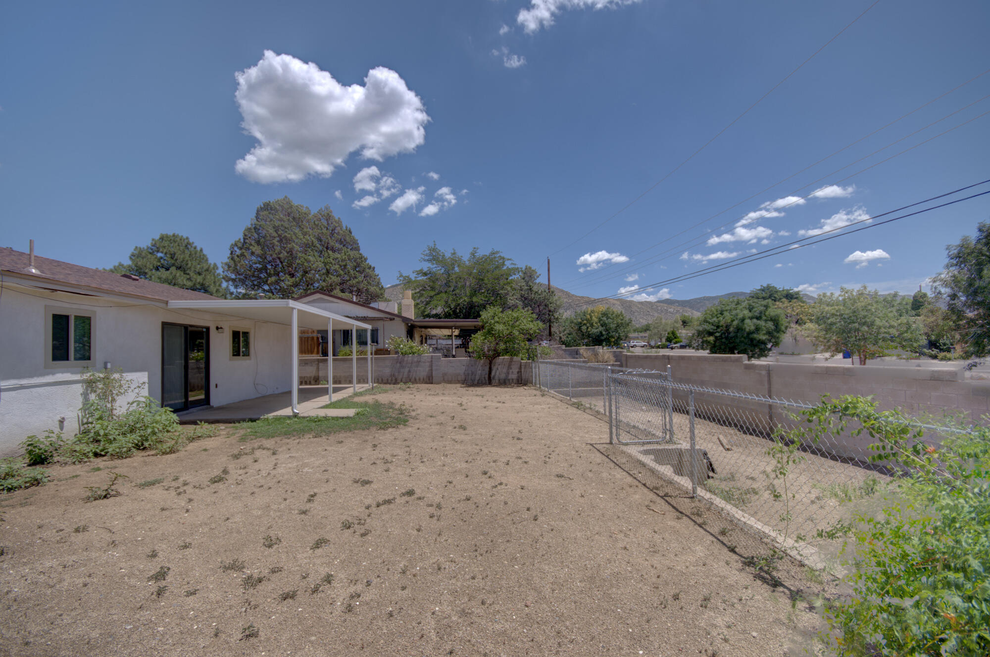 11604 PALM SPRINGS Avenue NE