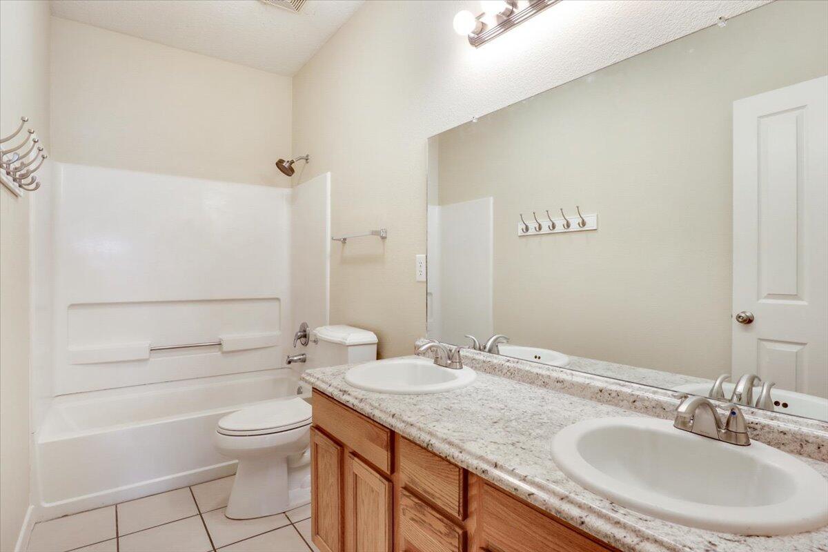 10471 CALLE CORDOBA NW
