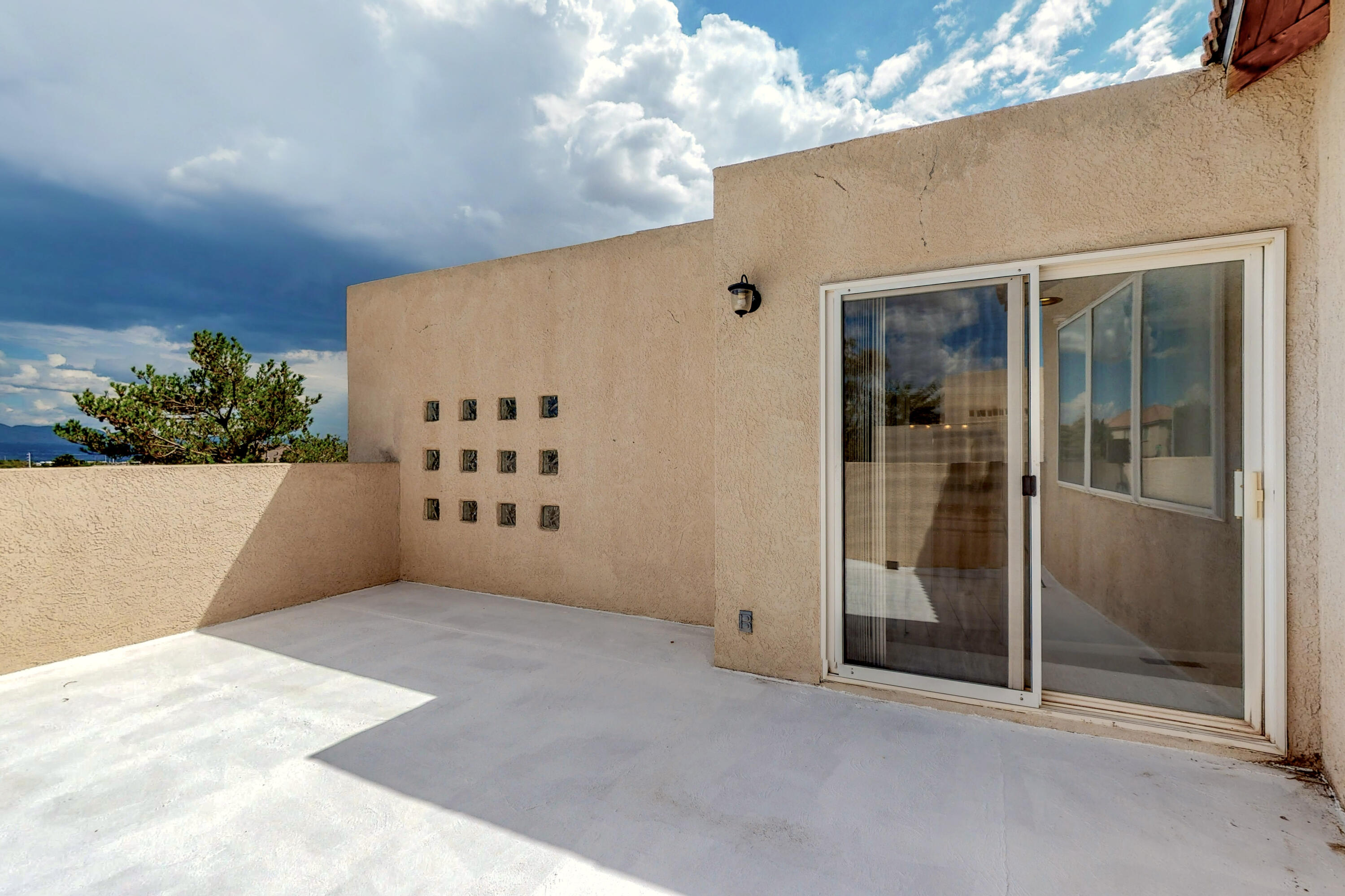 3220 RENAISSANCE Drive SE