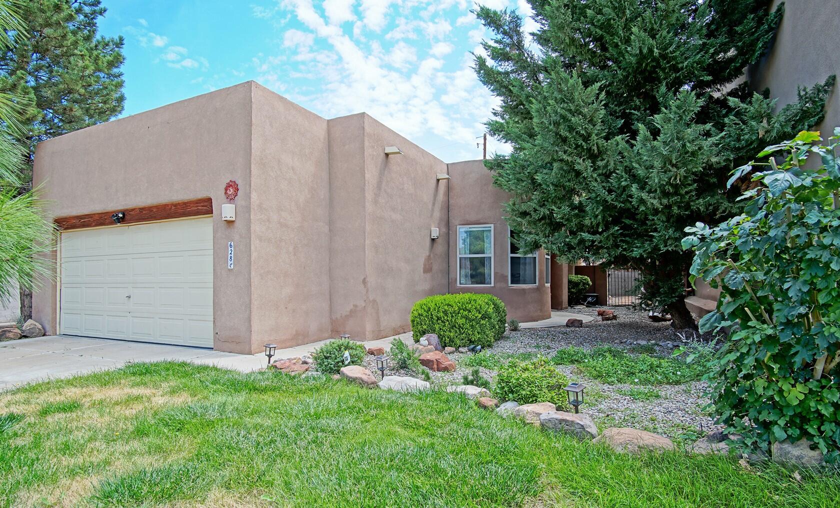 628 Flint Ridge Trail SE