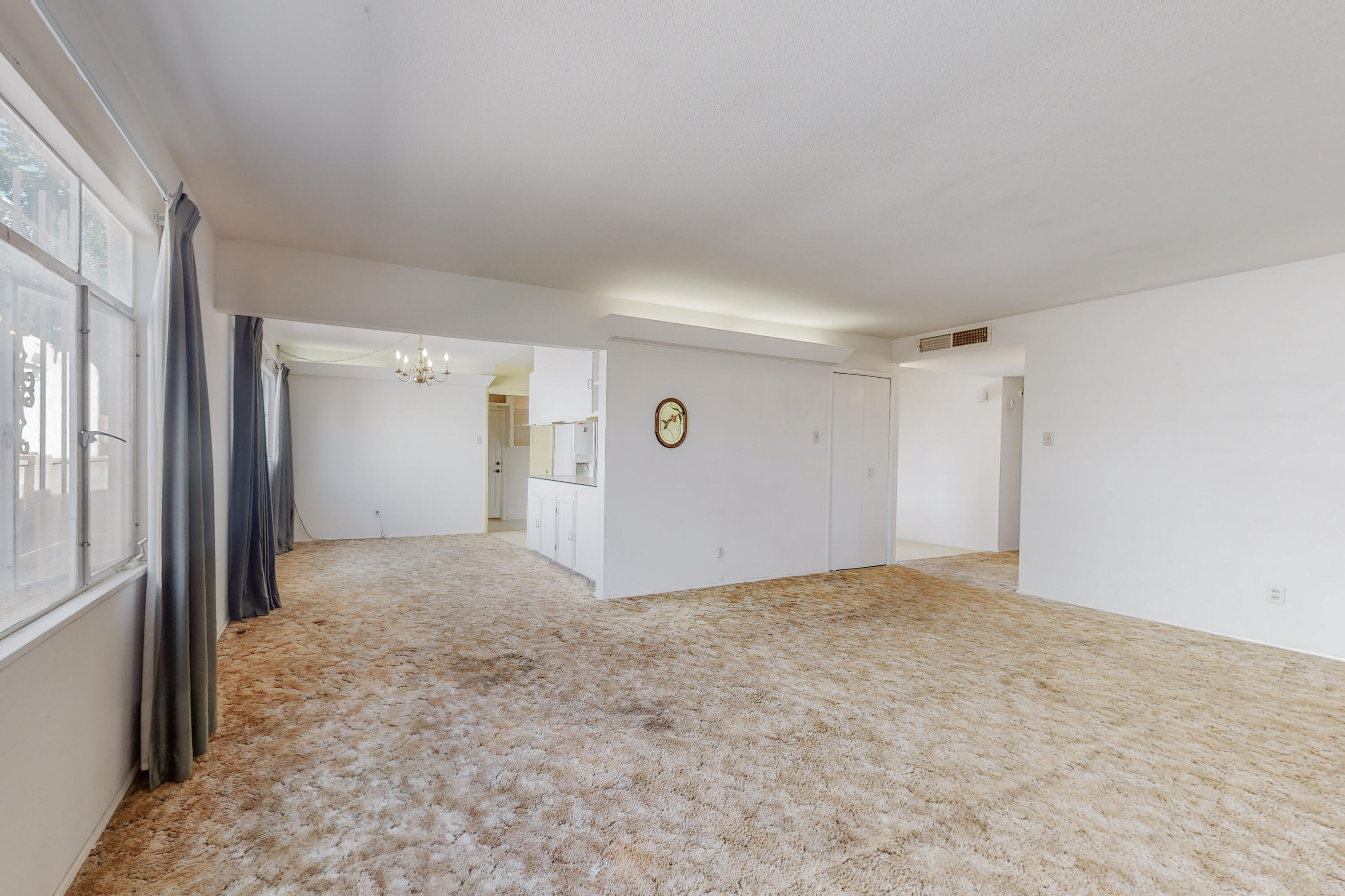 4105 Delamar Drive NE