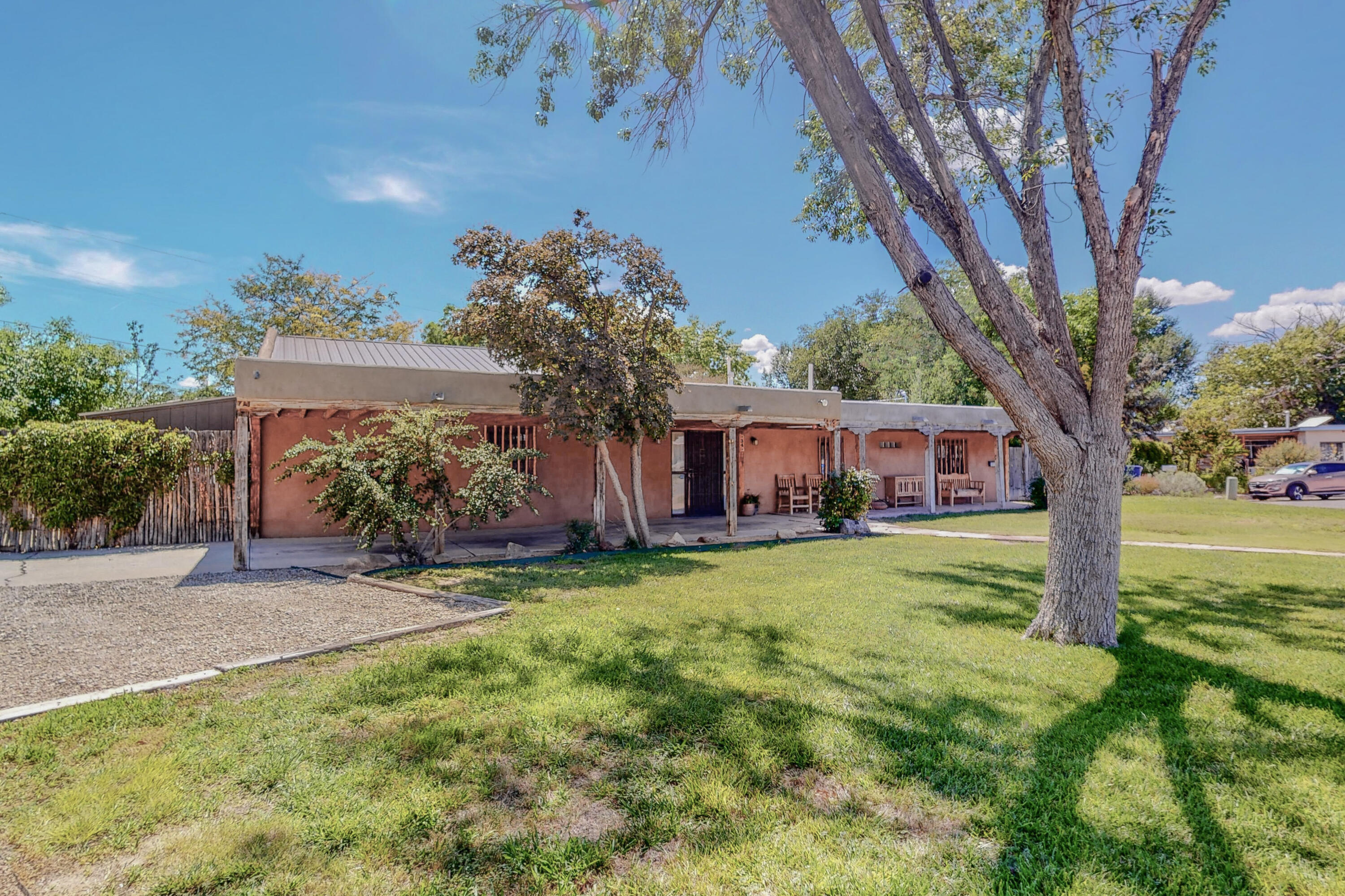 34 GARDEN PARK Circle NW