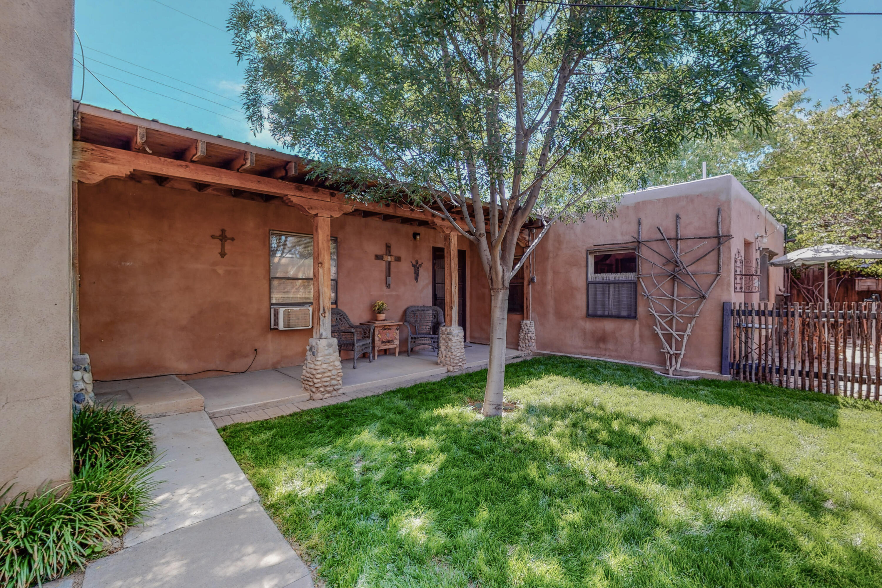 34 GARDEN PARK Circle NW