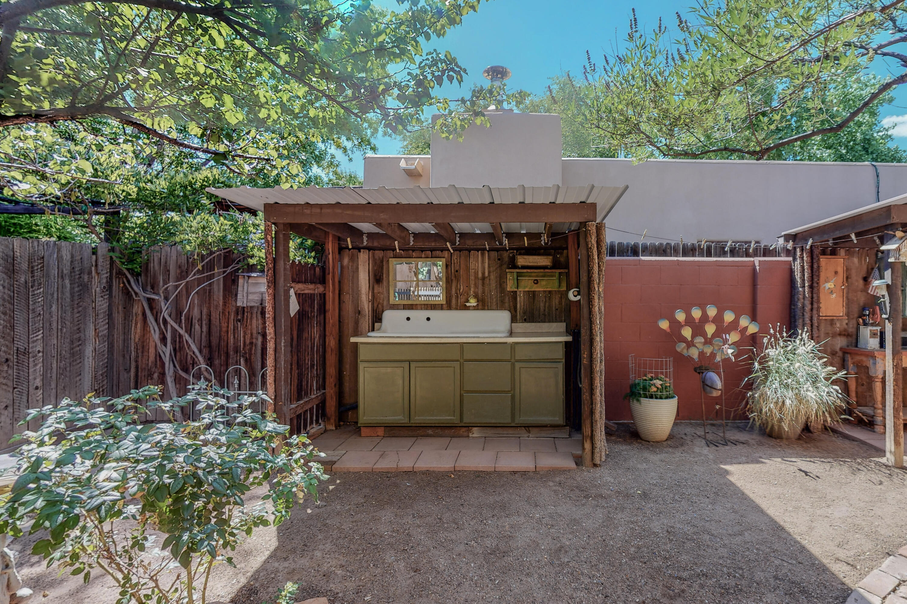 34 GARDEN PARK Circle NW