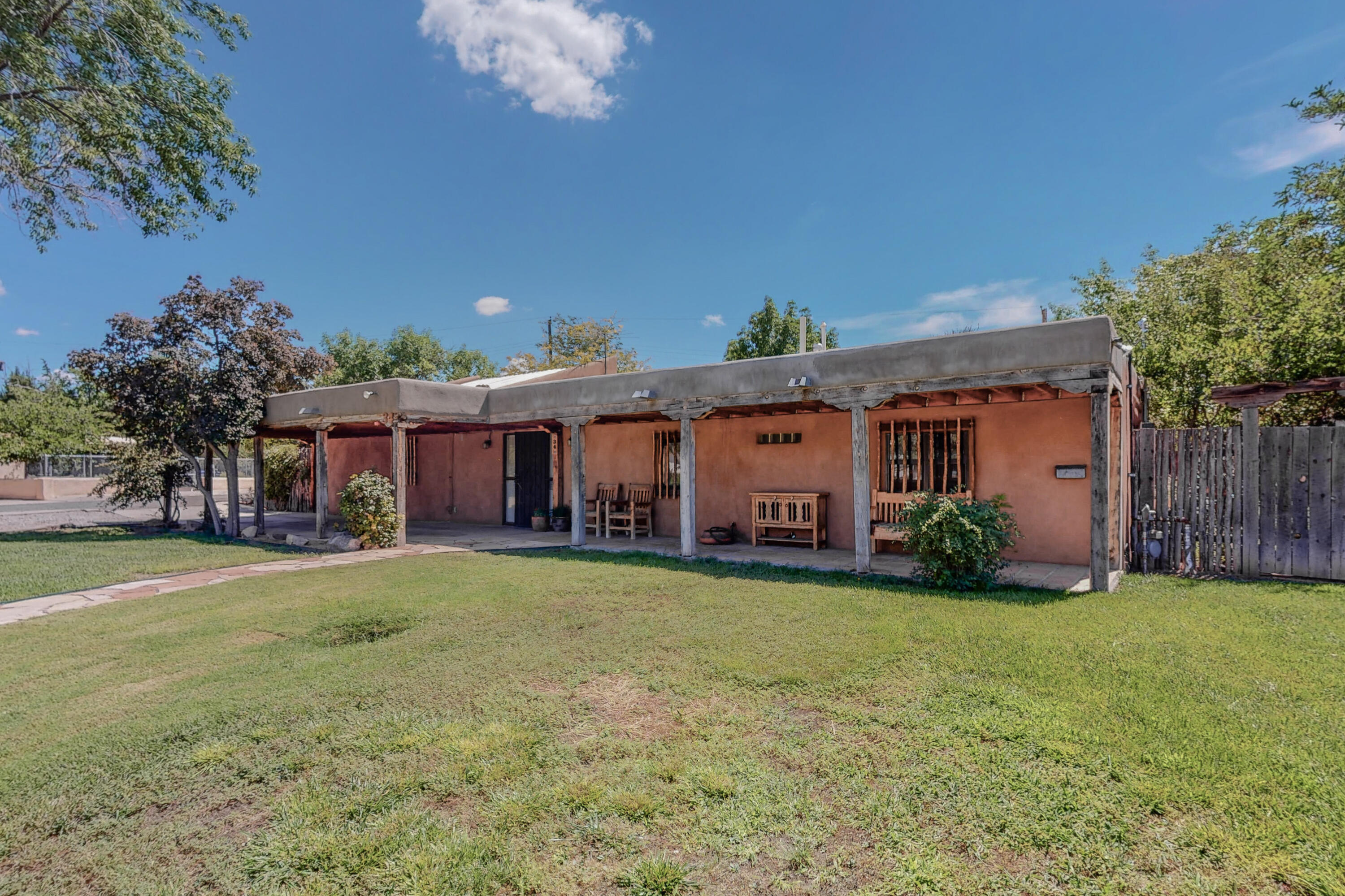 34 GARDEN PARK Circle NW