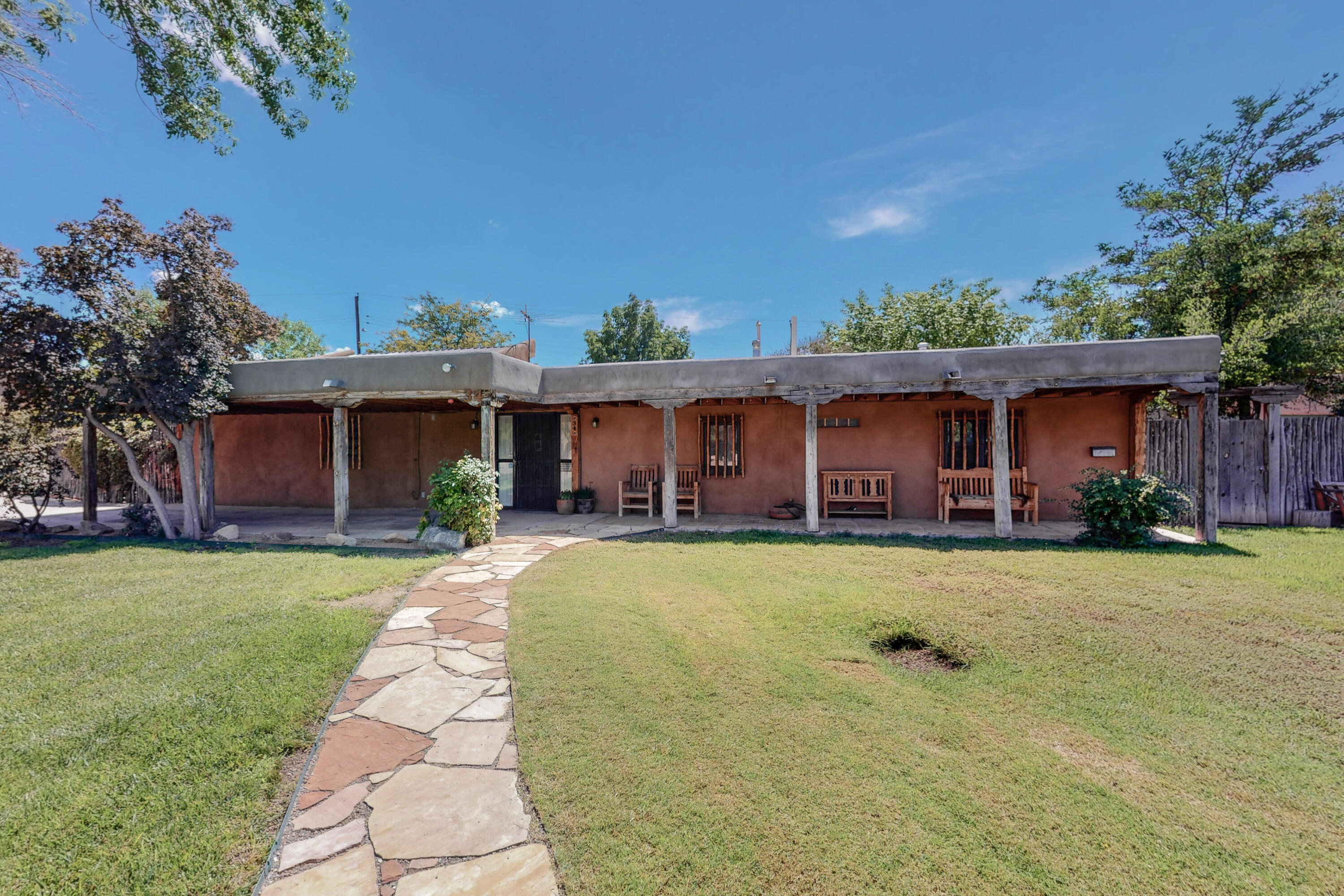 34 GARDEN PARK Circle NW