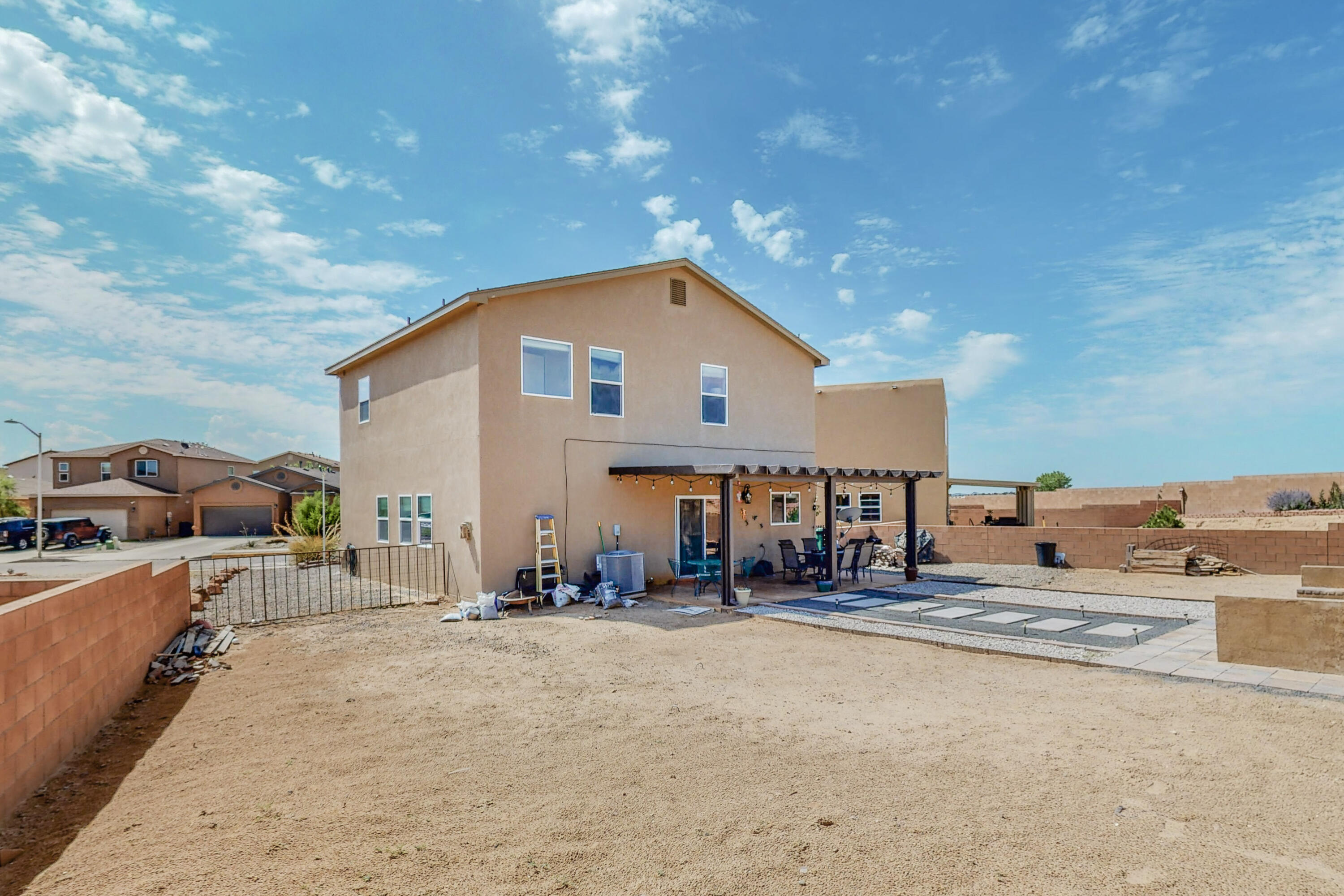 2757 WILDER Loop NE
