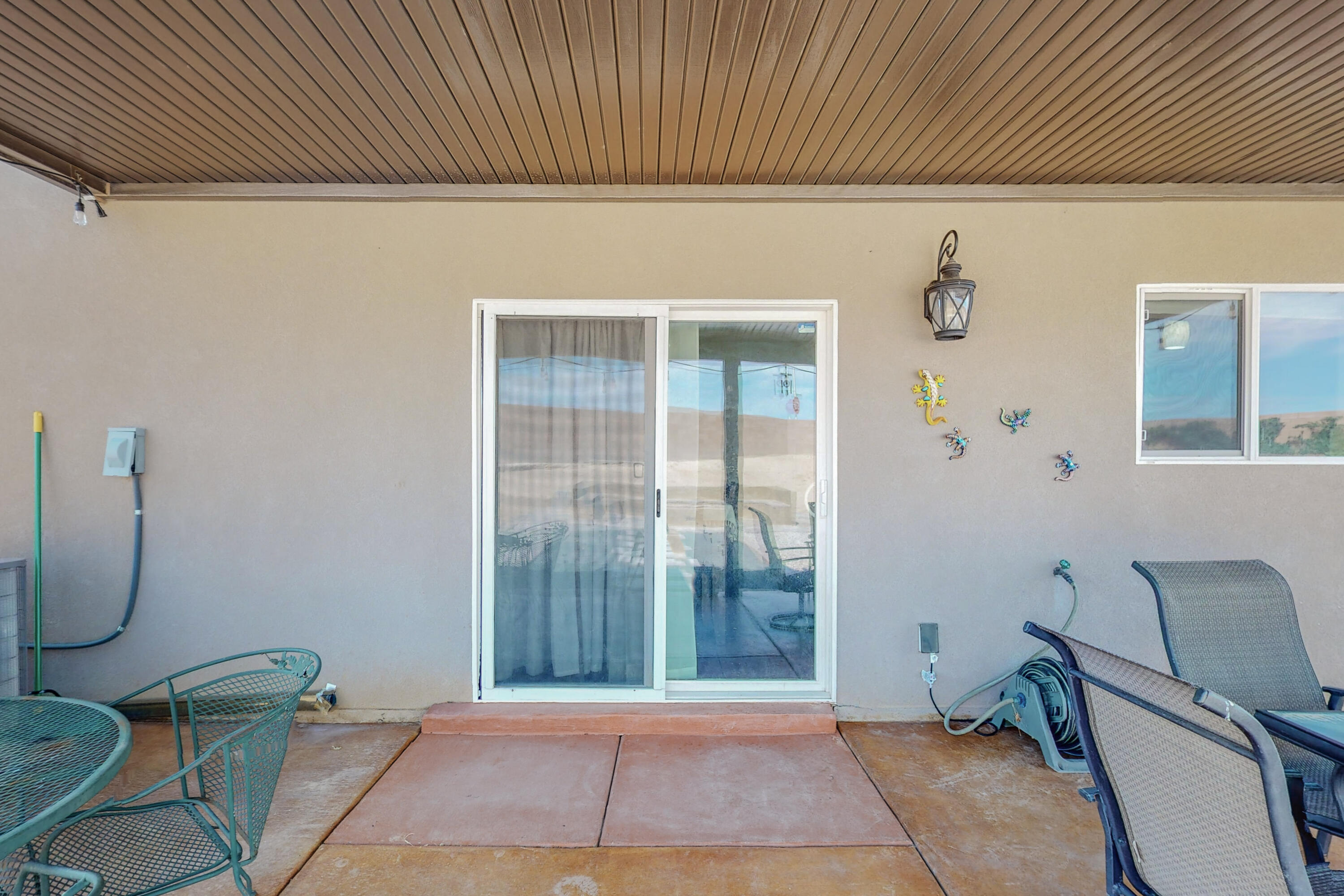 2757 WILDER Loop NE