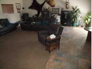 709 CEDARDALE Lane