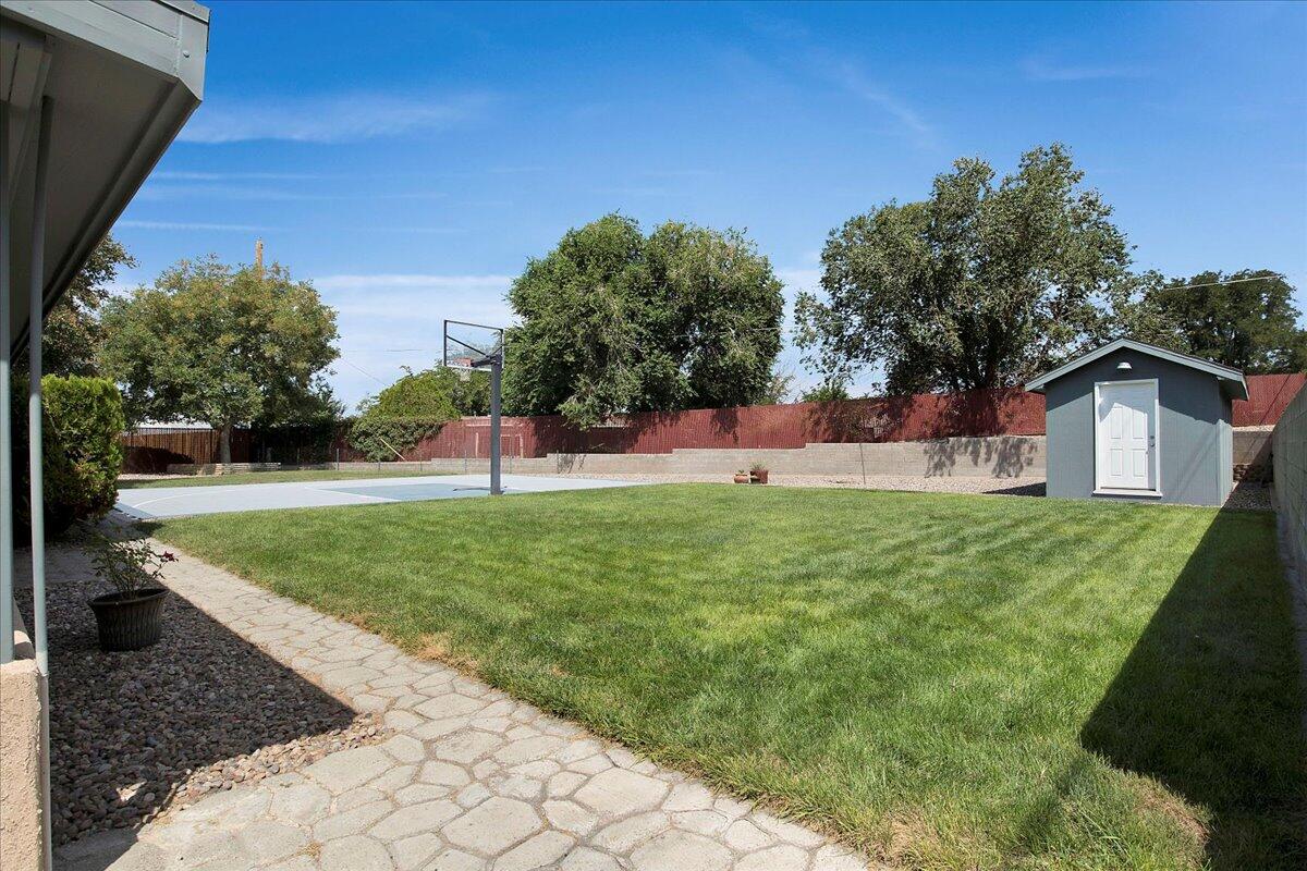12905 GRANITE Avenue NE