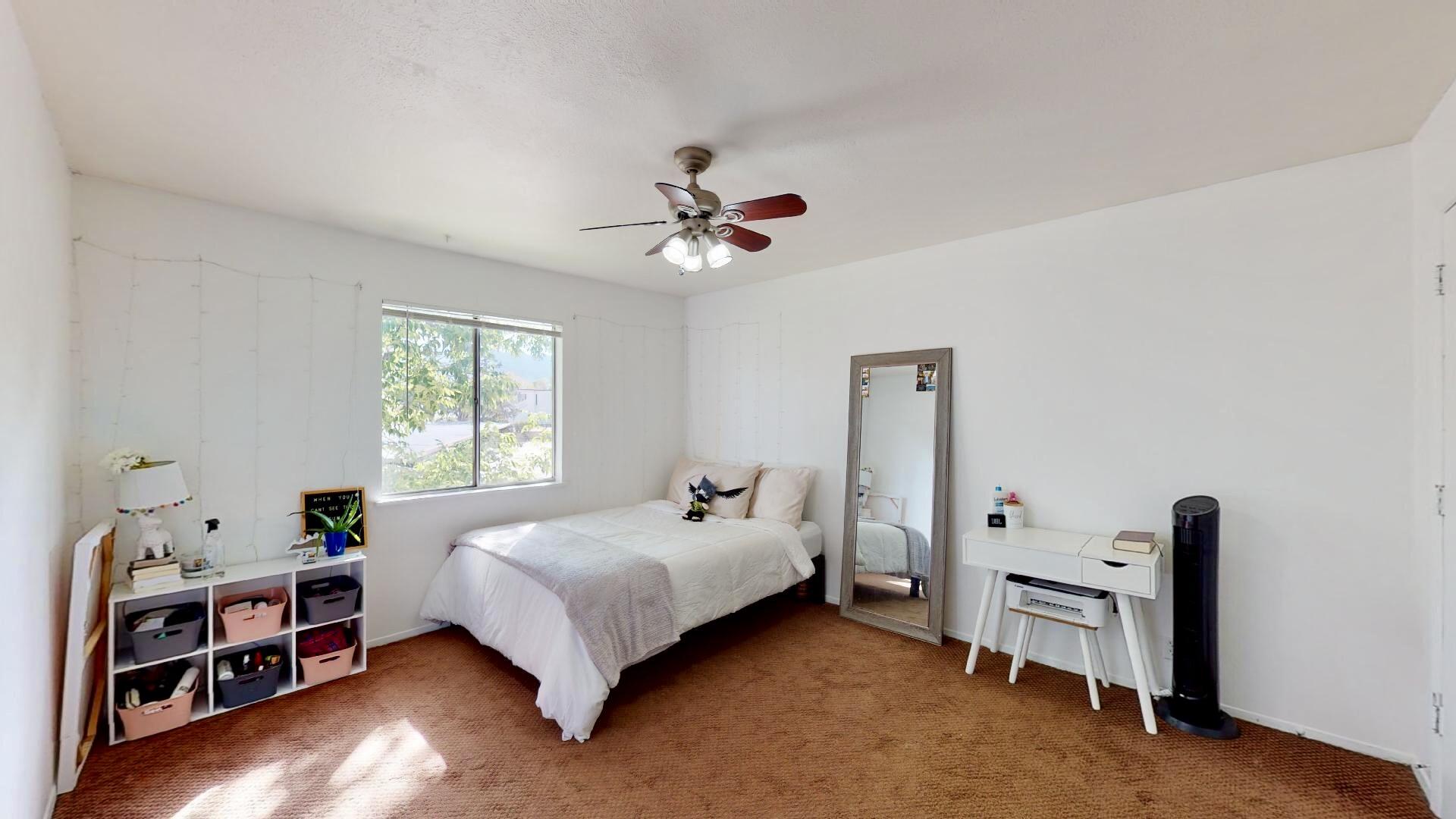 1601 PENNSYLVANIA Street NE Unit: V4
