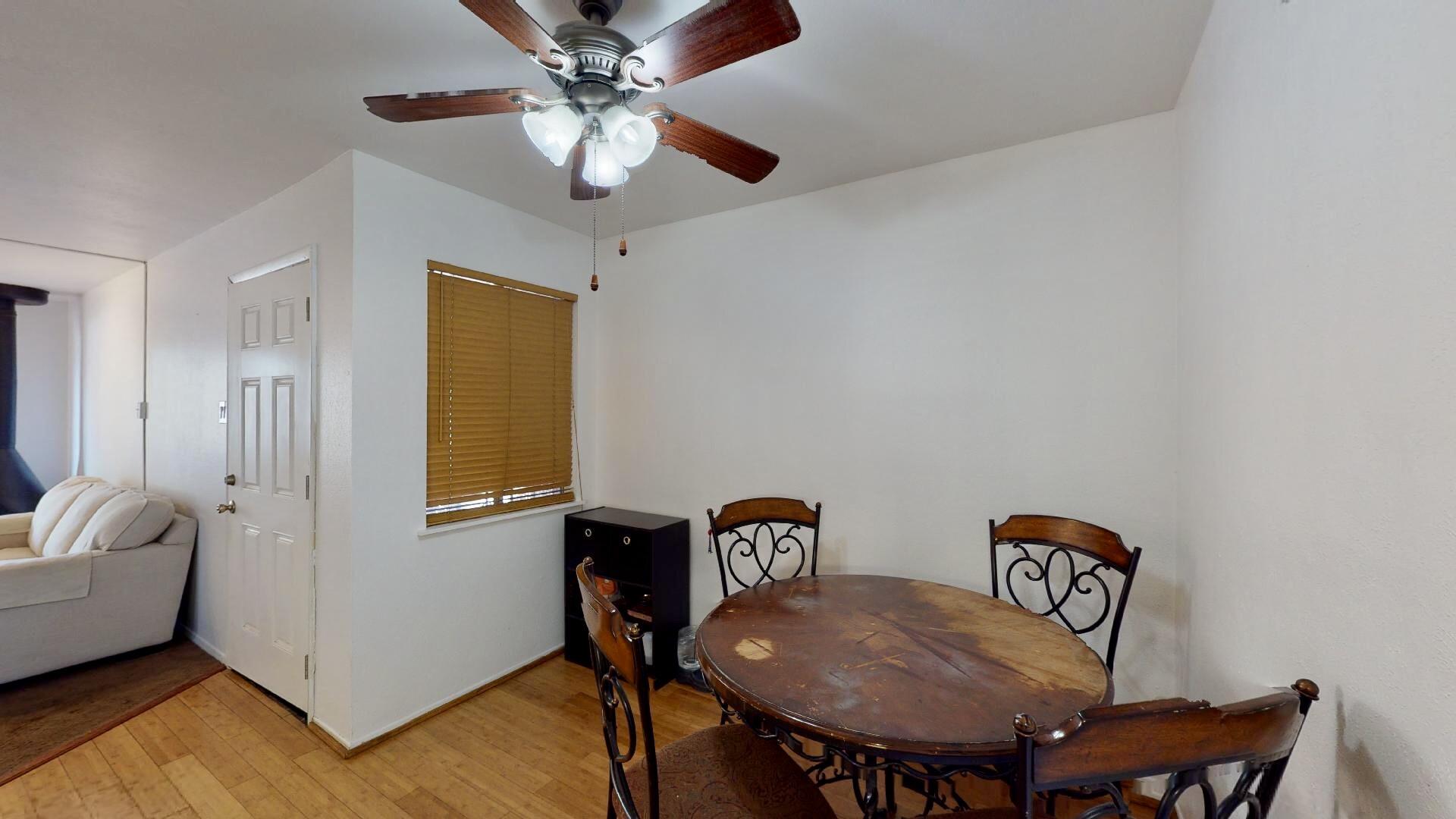 1601 PENNSYLVANIA Street NE Unit: V4