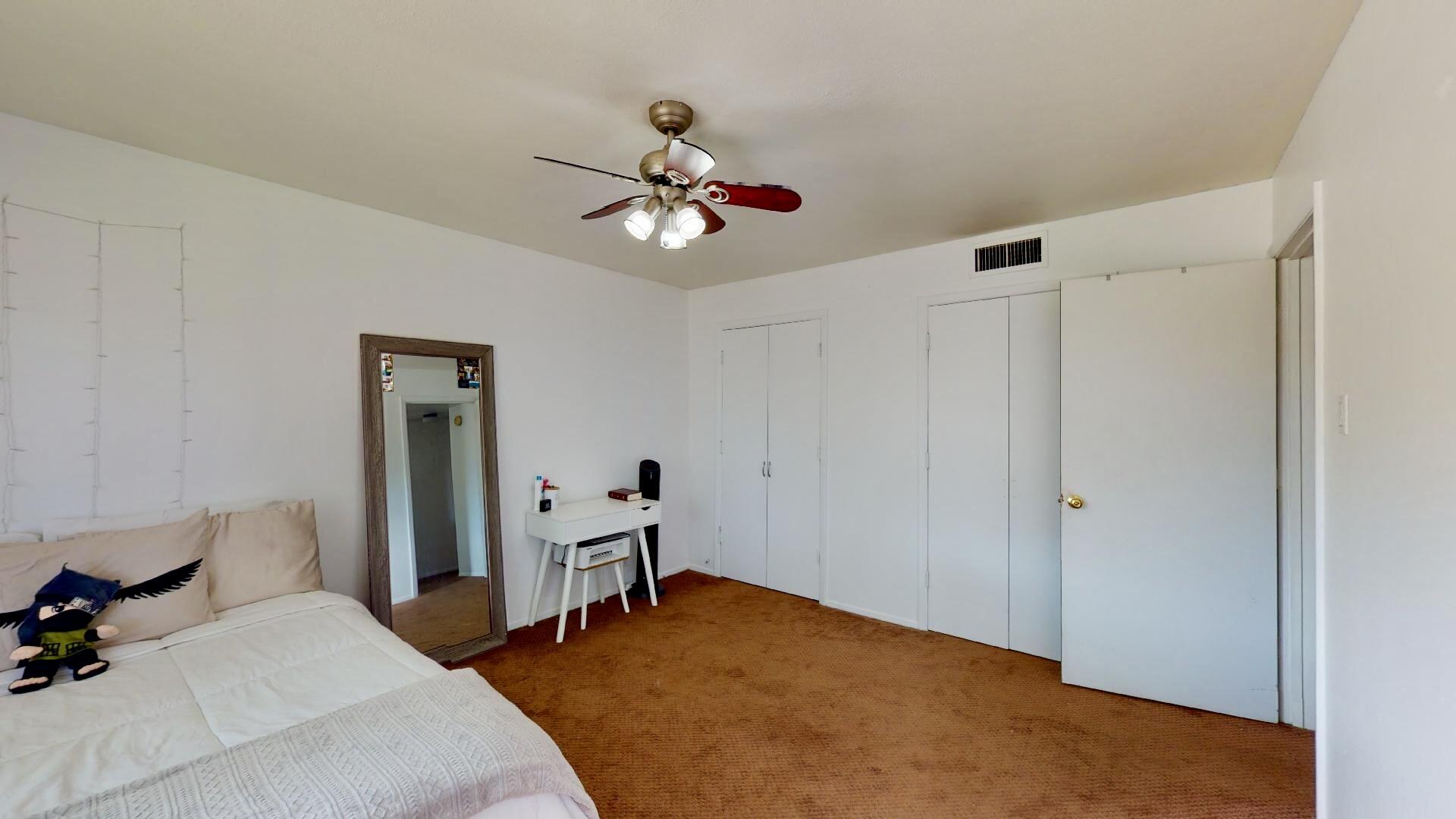 1601 PENNSYLVANIA Street NE Unit: V4