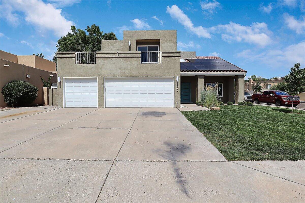 5900 CANYON CREST Place NE
