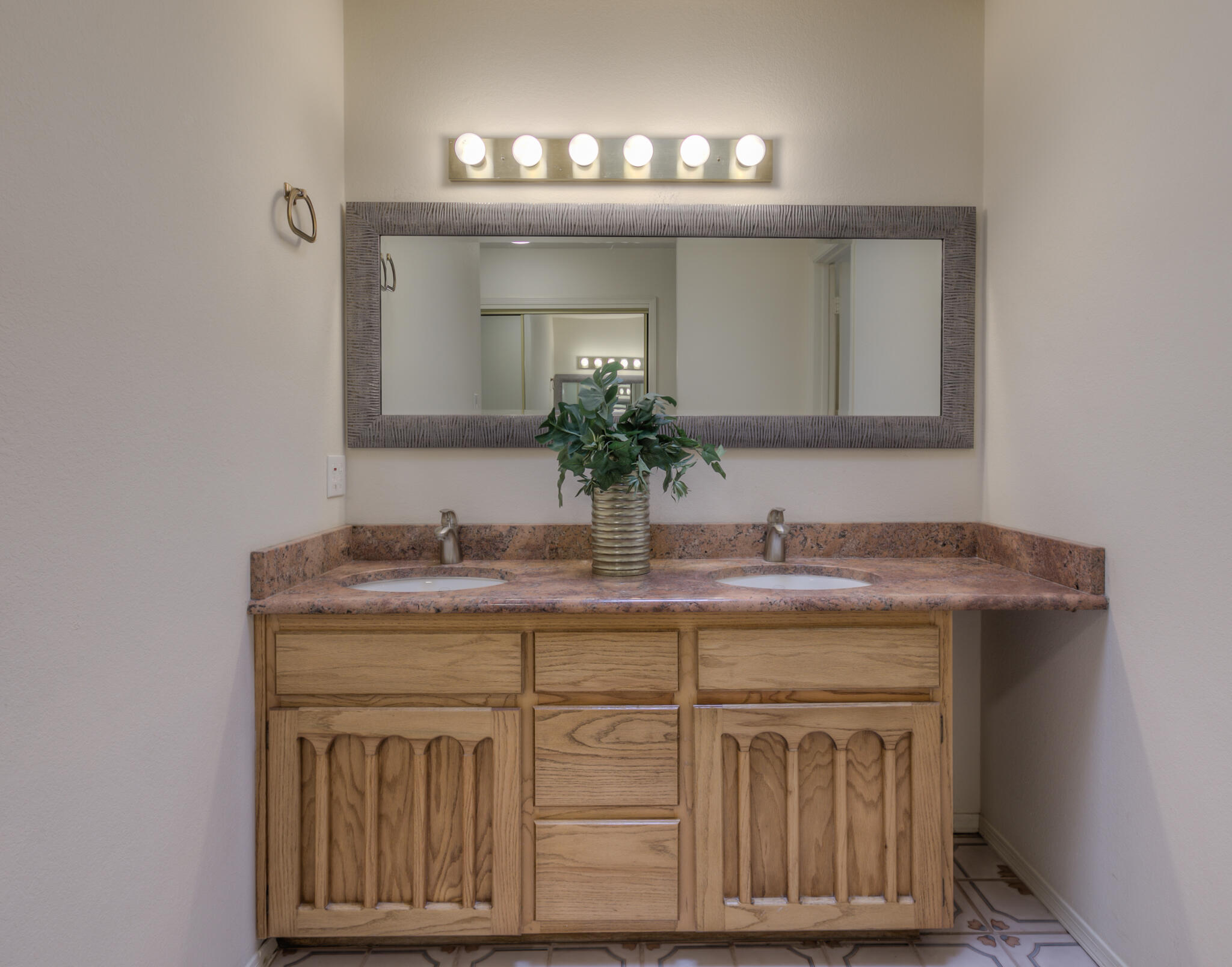12800 Comanche Road NE Unit: 26