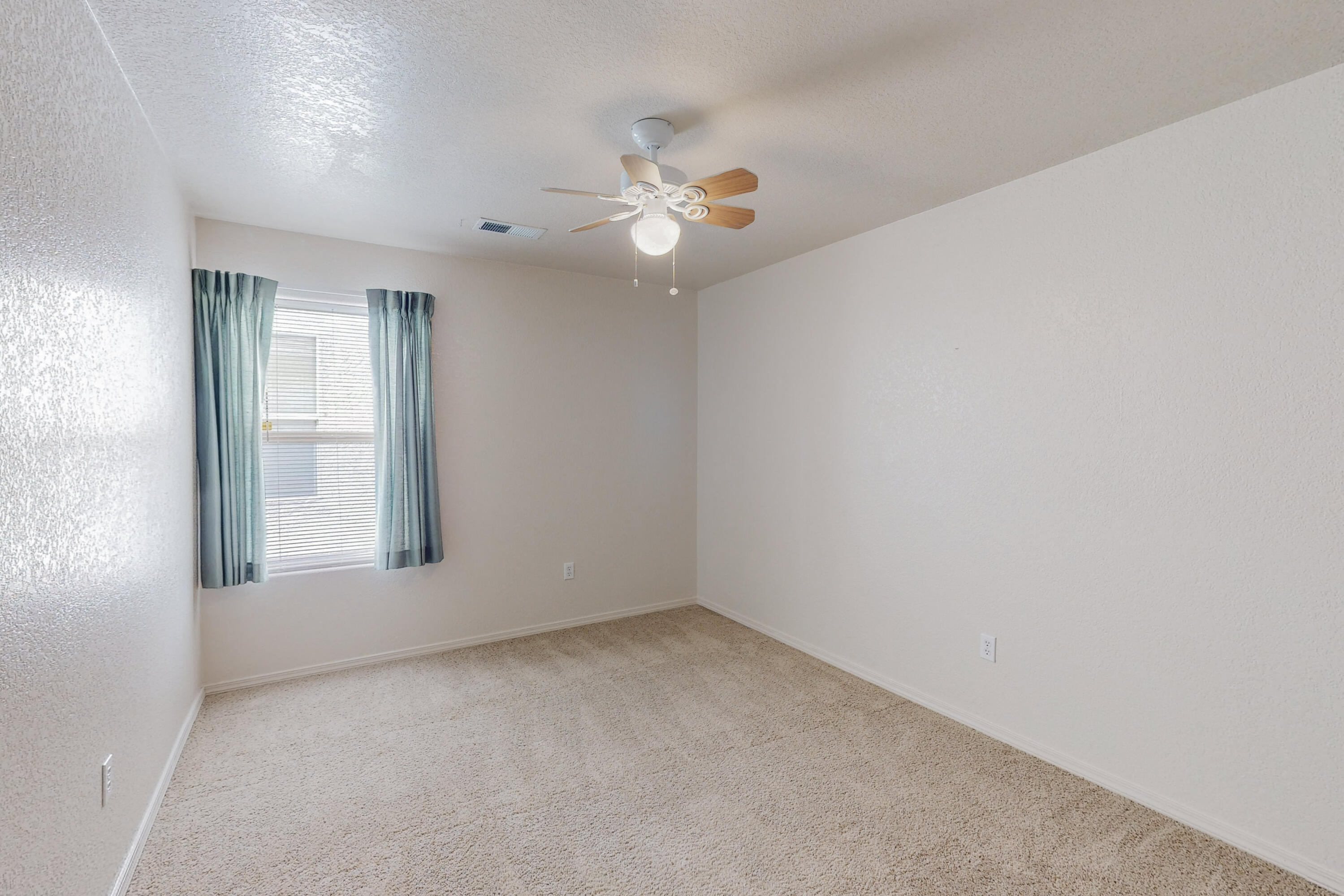 1473 MONTIANO Loop SE