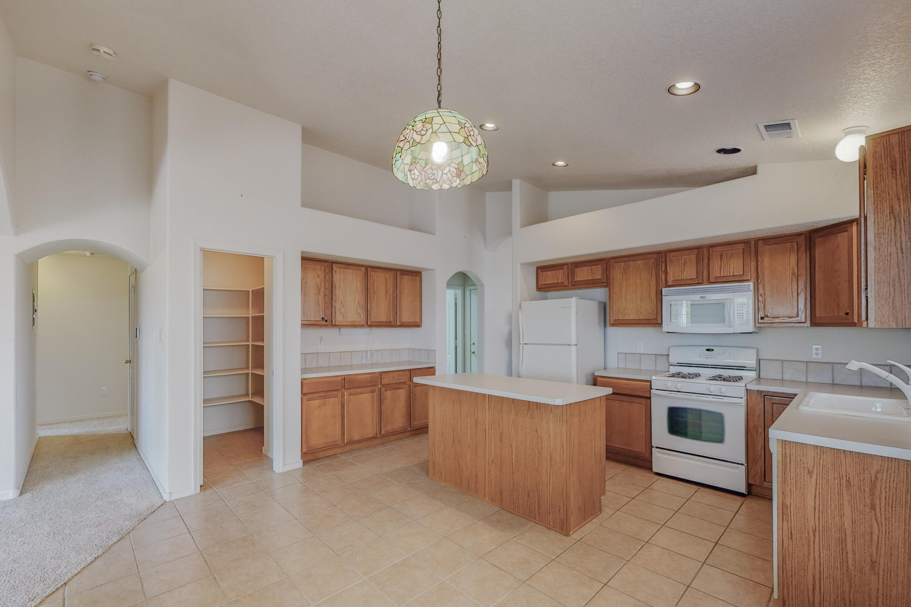 1473 MONTIANO Loop SE