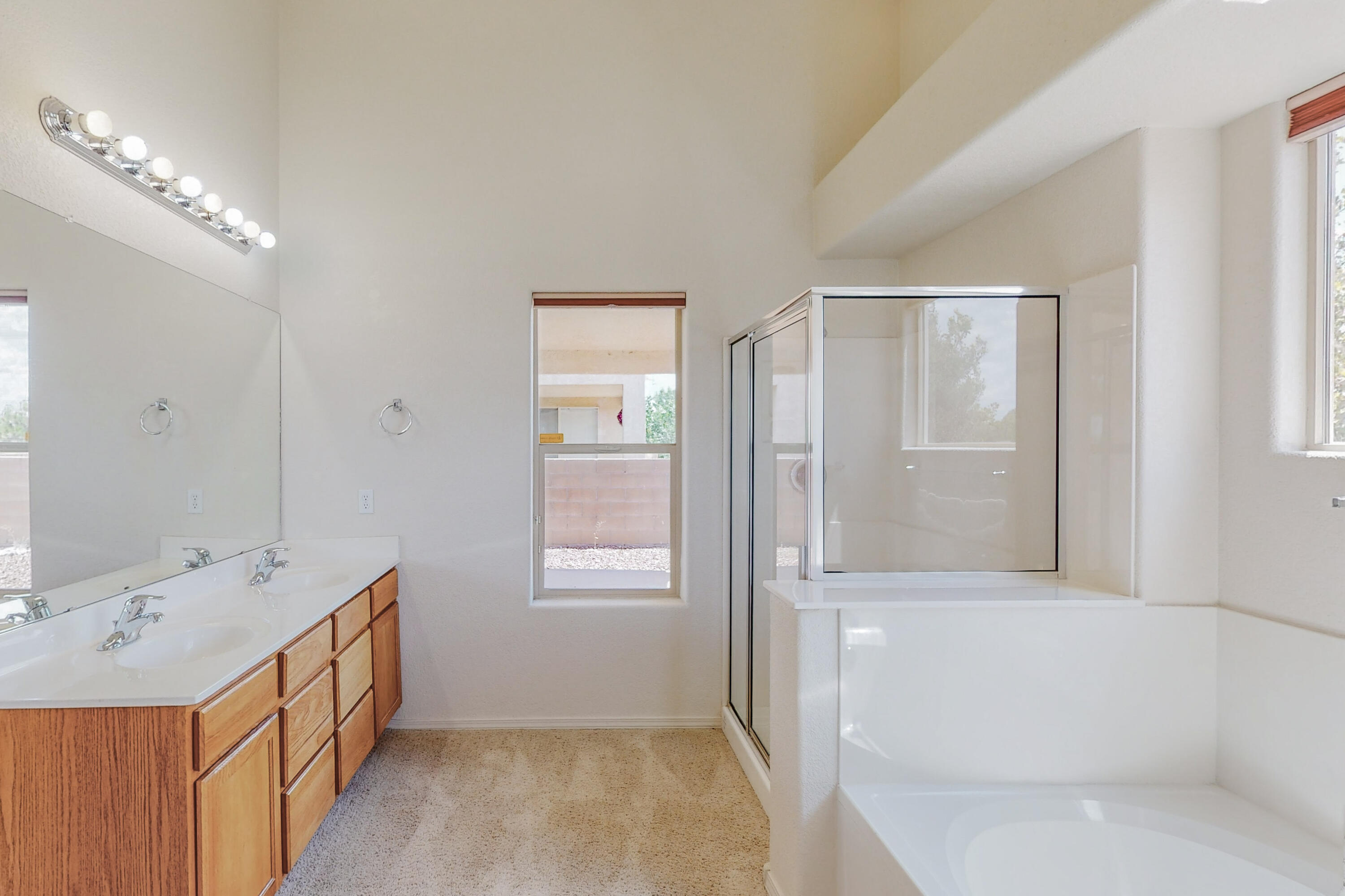 1473 MONTIANO Loop SE