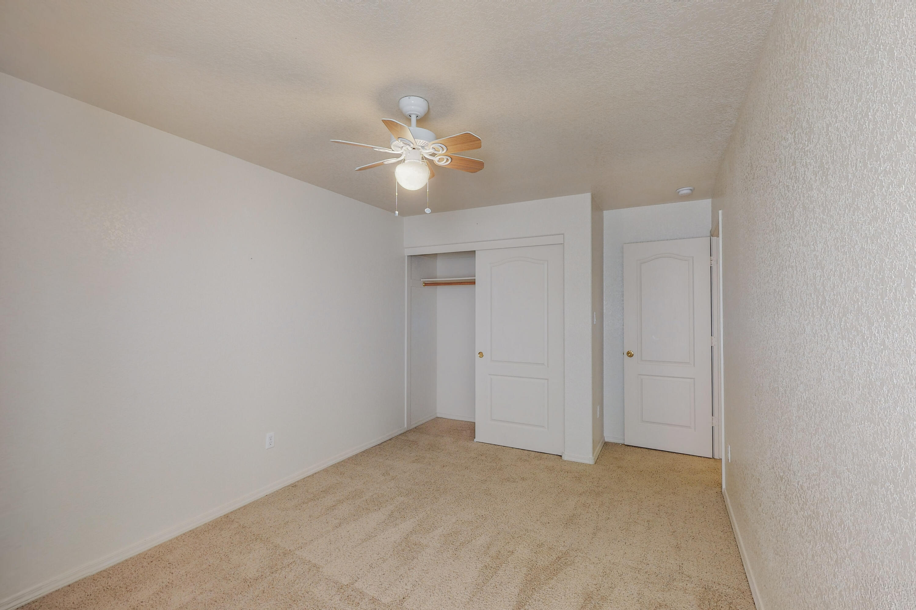 1473 MONTIANO Loop SE