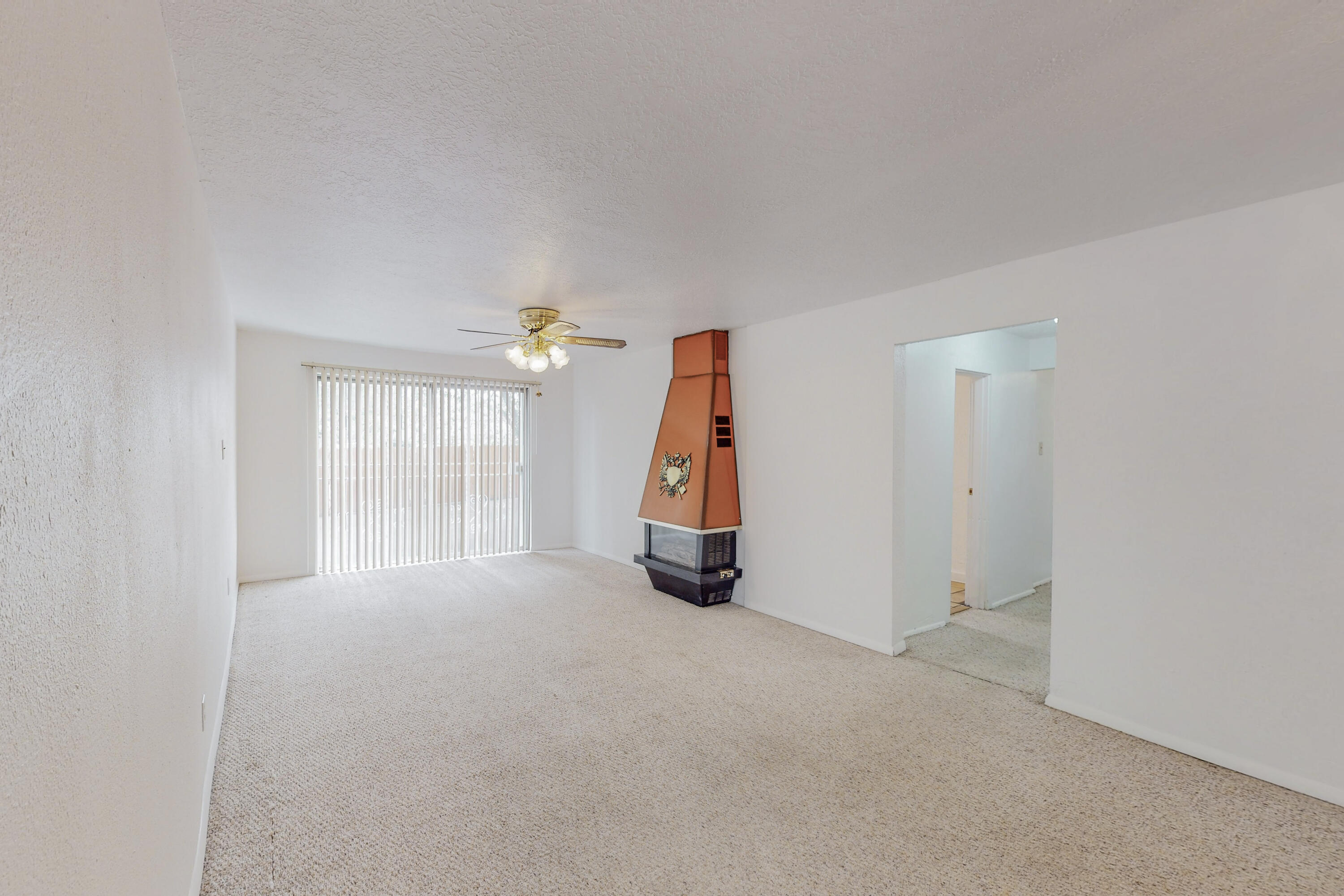 536 VERANDA Road NW