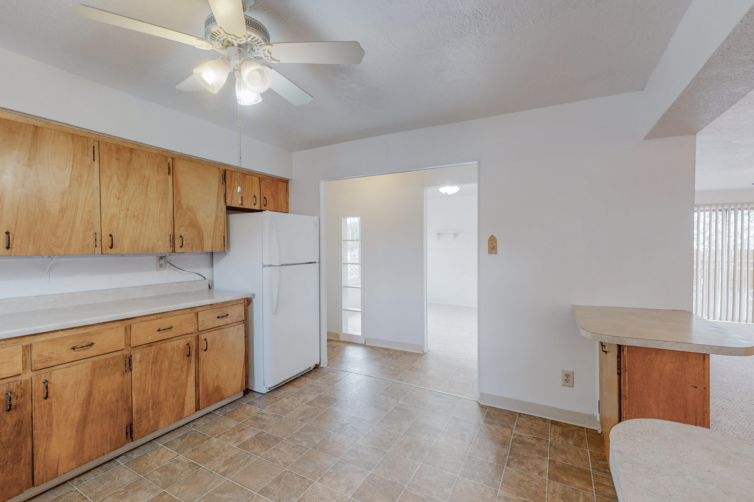 536 VERANDA Road NW