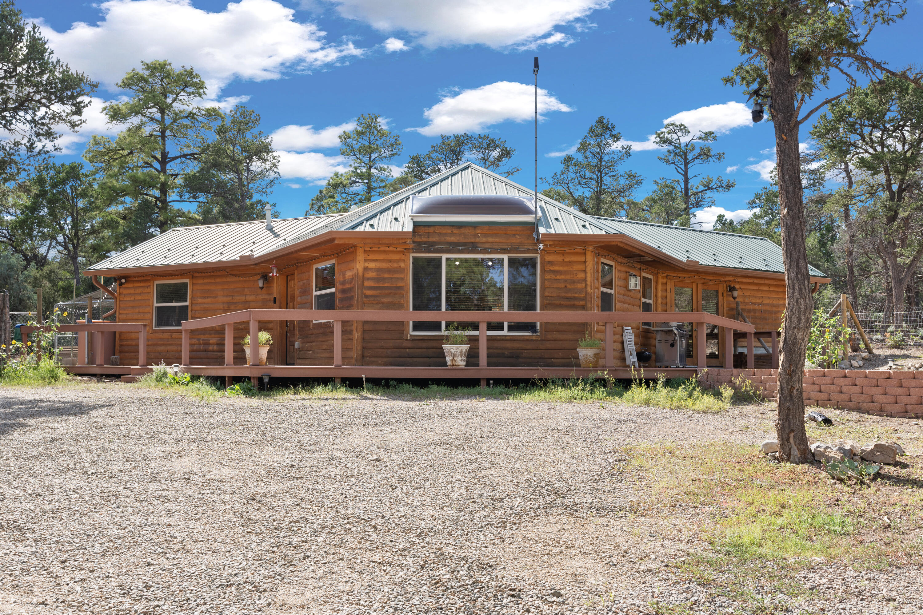 12 TALL PINONS Road