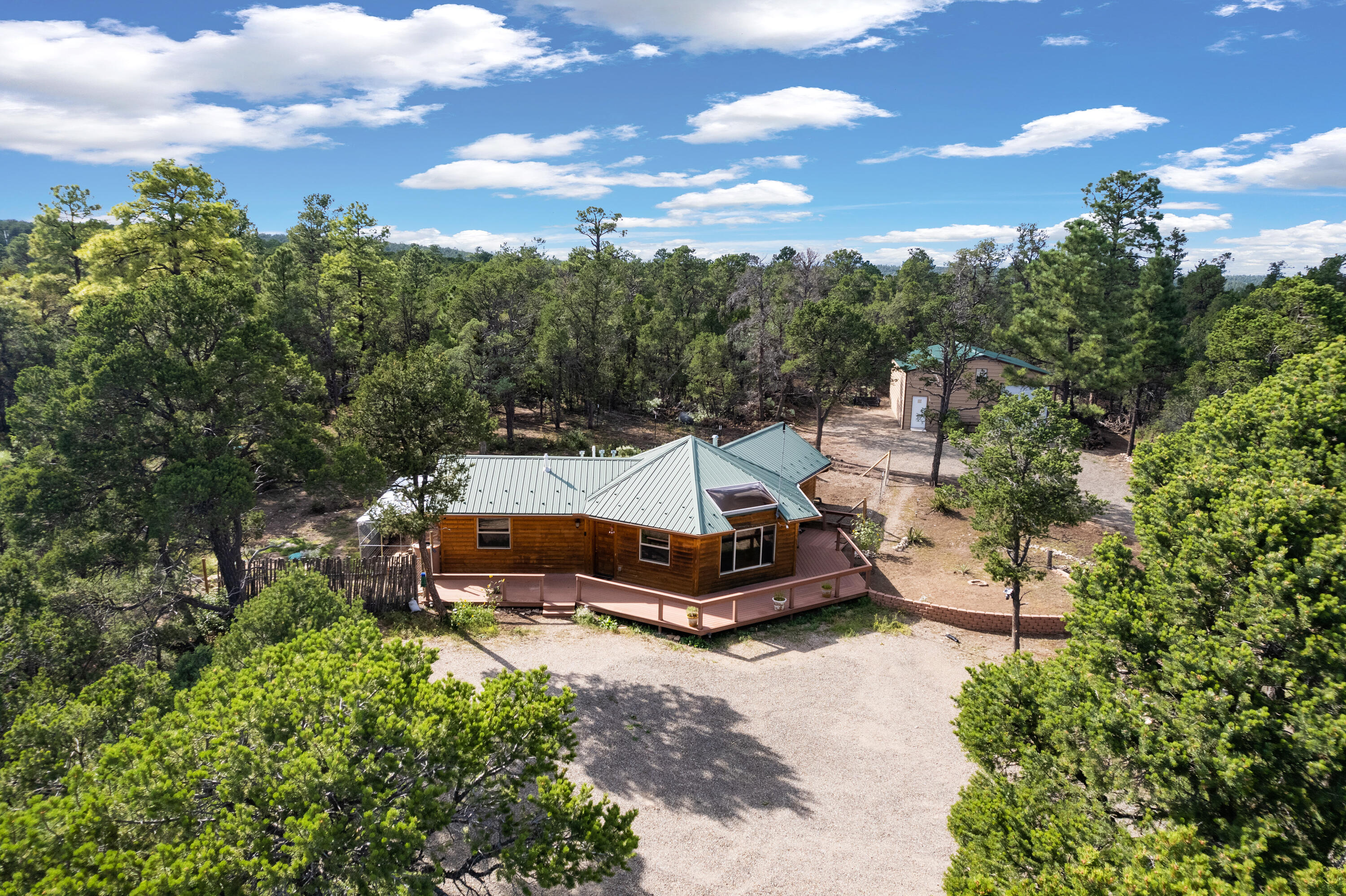 12 TALL PINONS Road