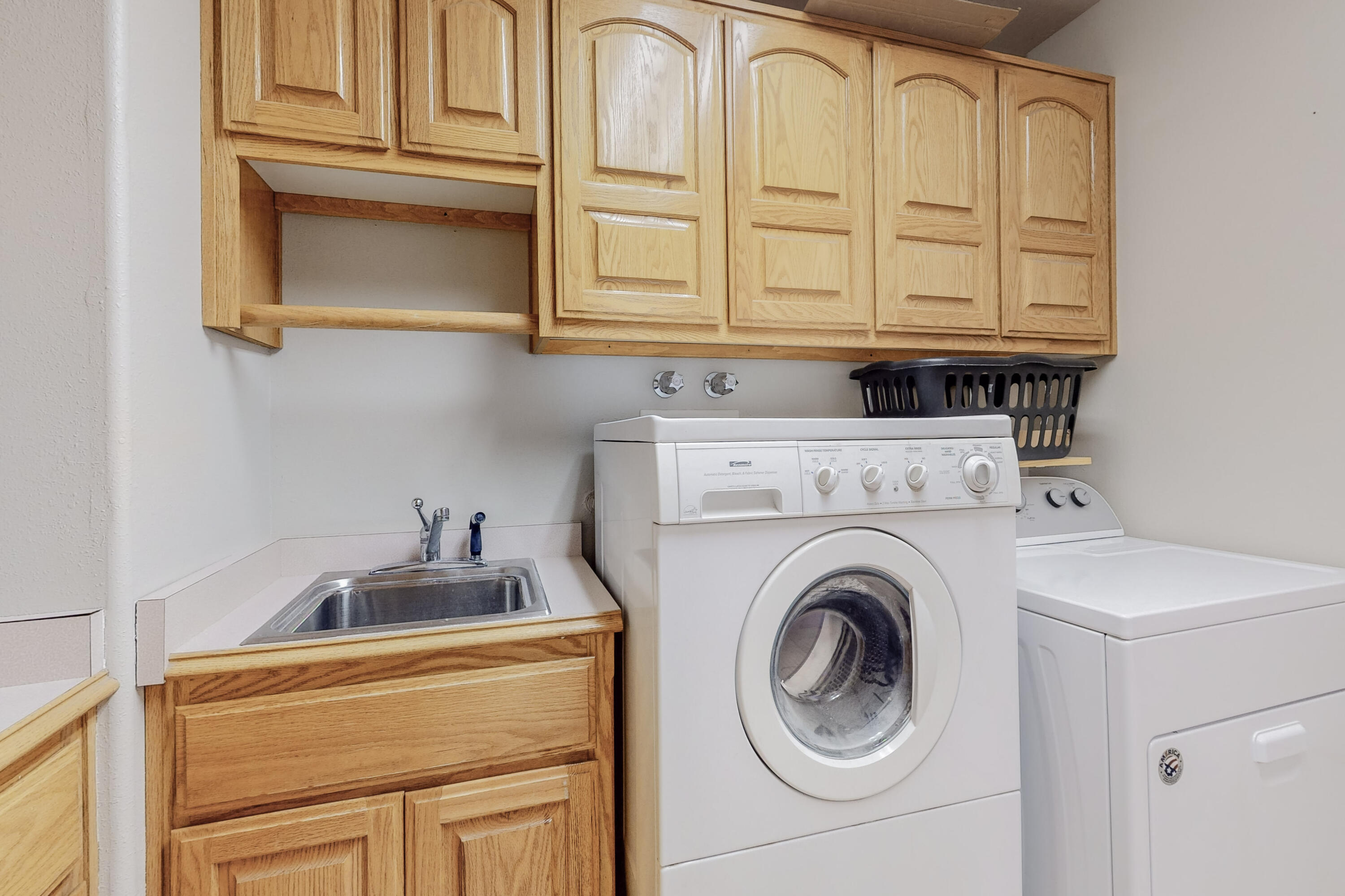 10112 San Bernardino Avenue NE