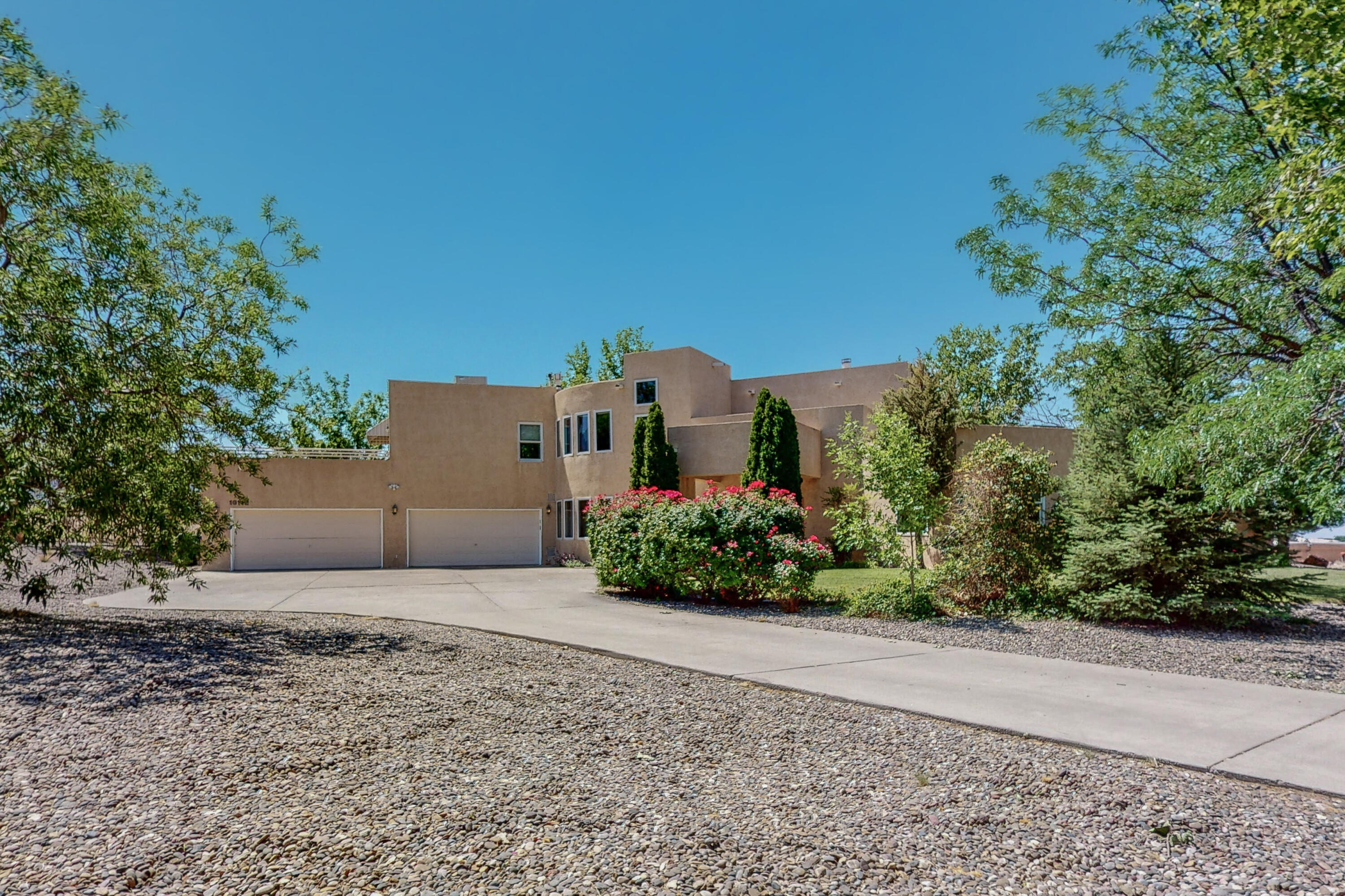 10112 San Bernardino Avenue NE