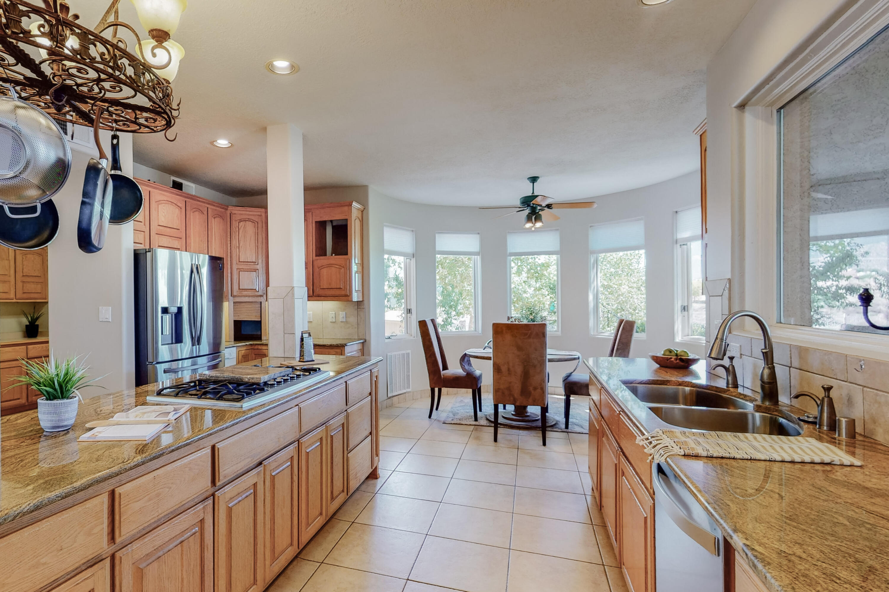 10112 San Bernardino Avenue NE