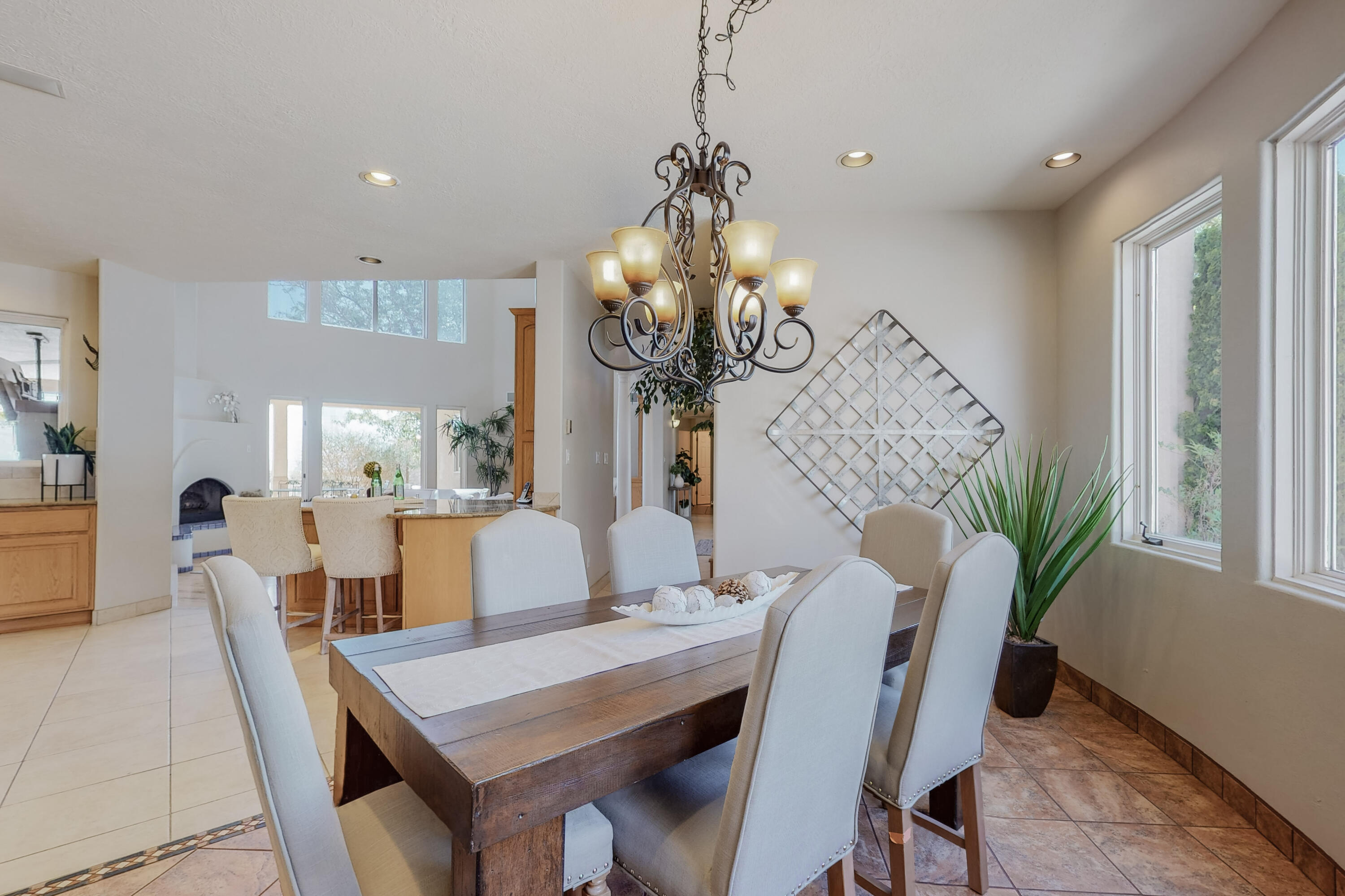 10112 San Bernardino Avenue NE