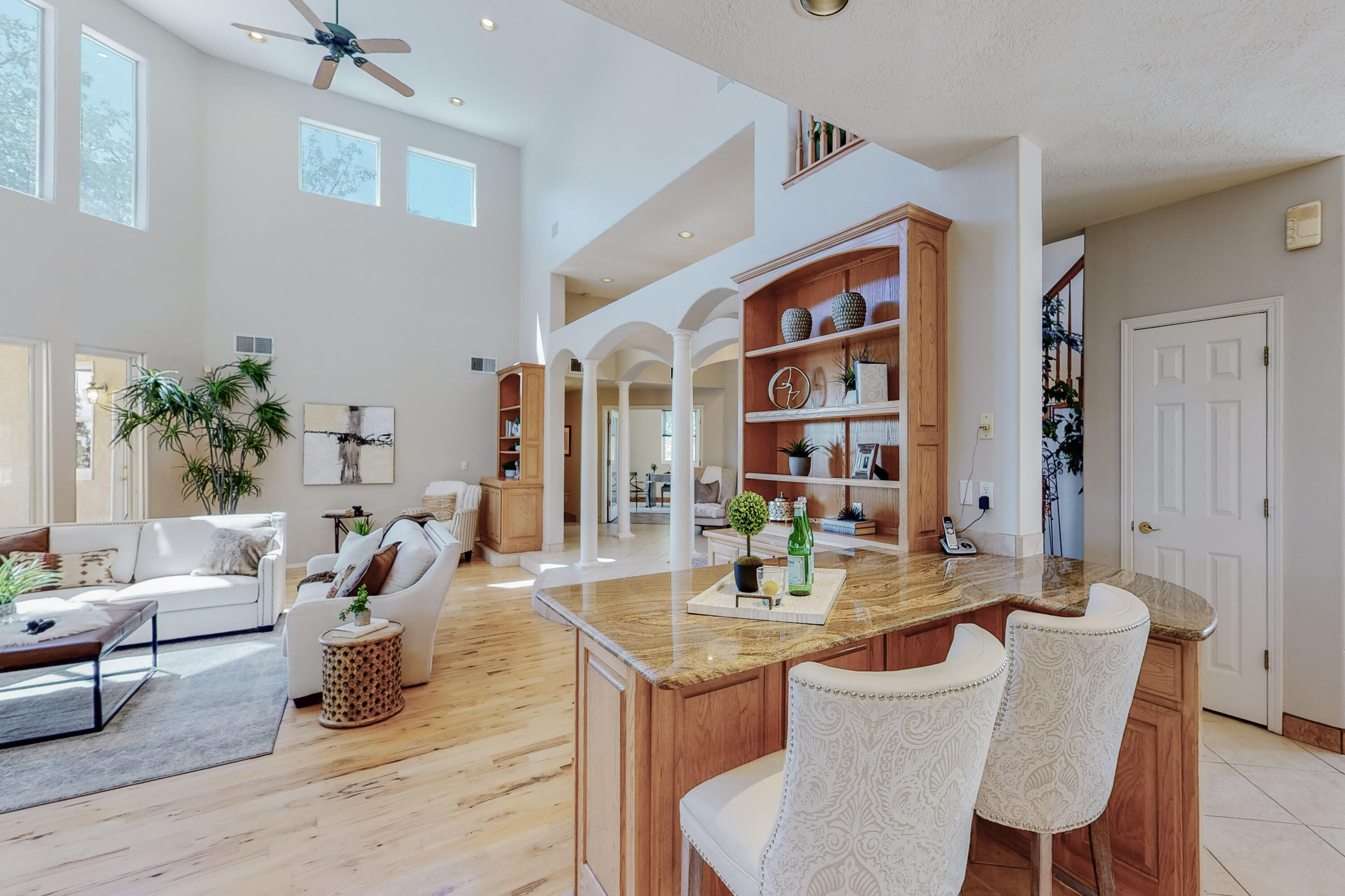 10112 San Bernardino Avenue NE