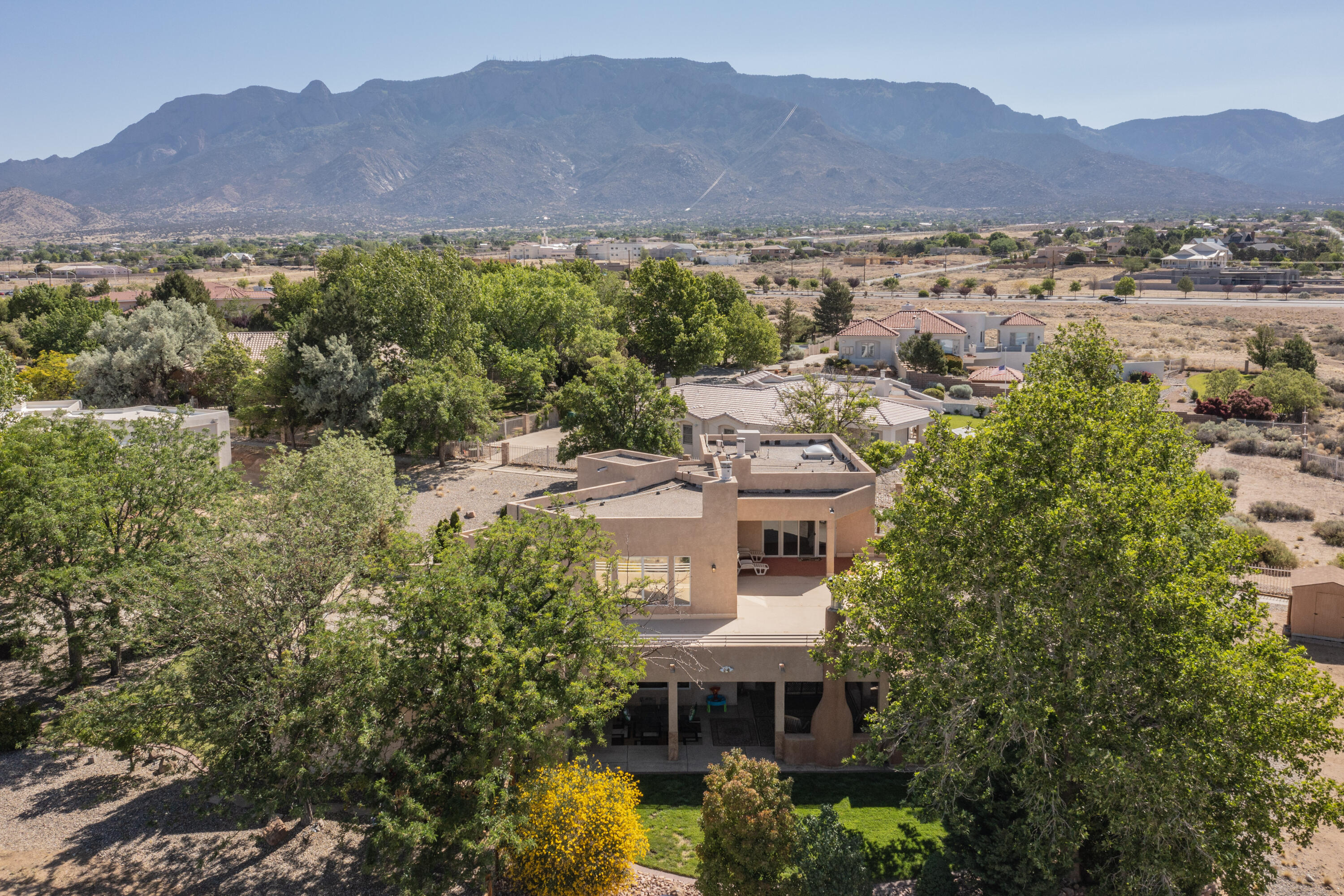 10112 San Bernardino Avenue NE