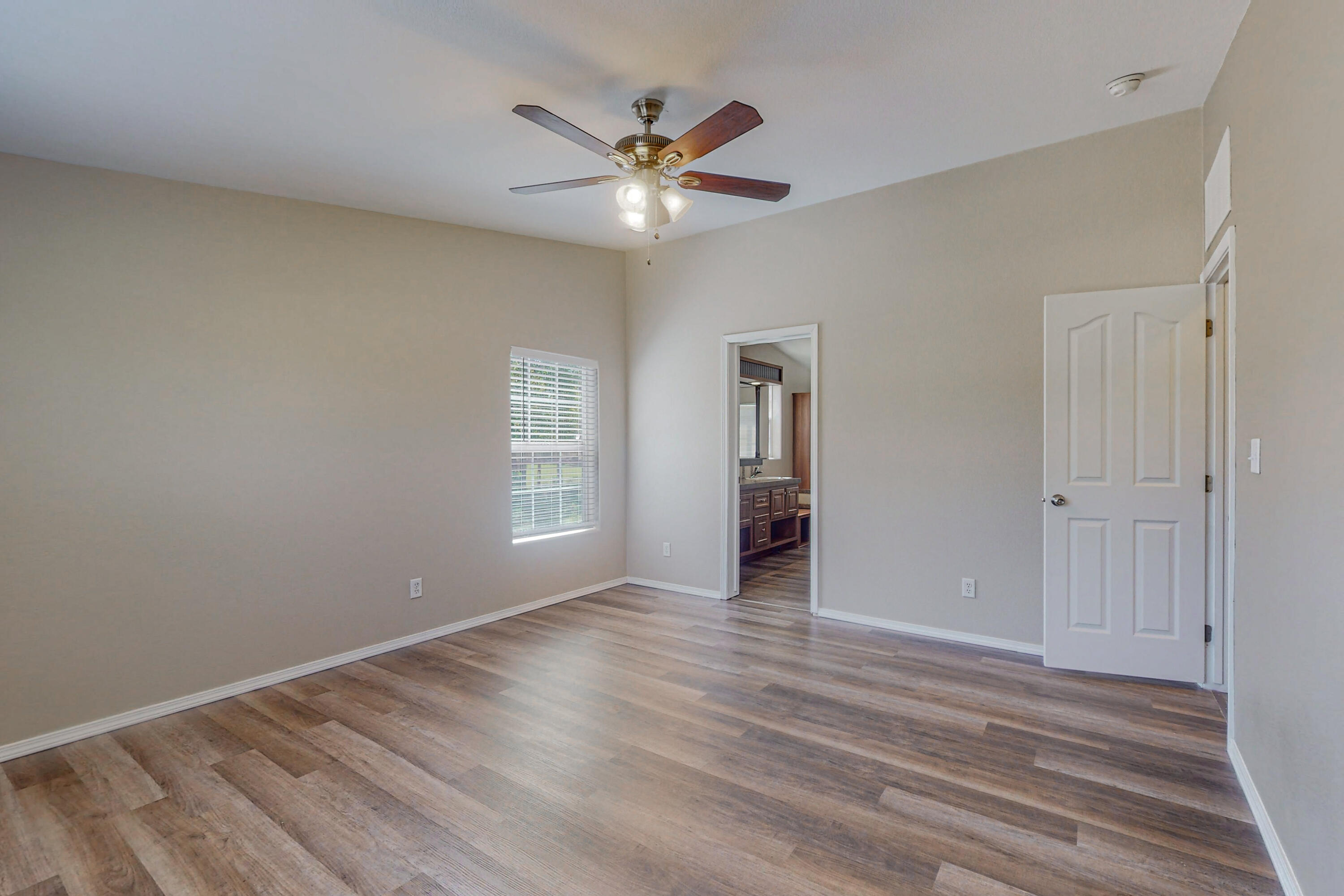 10 Wood Drive