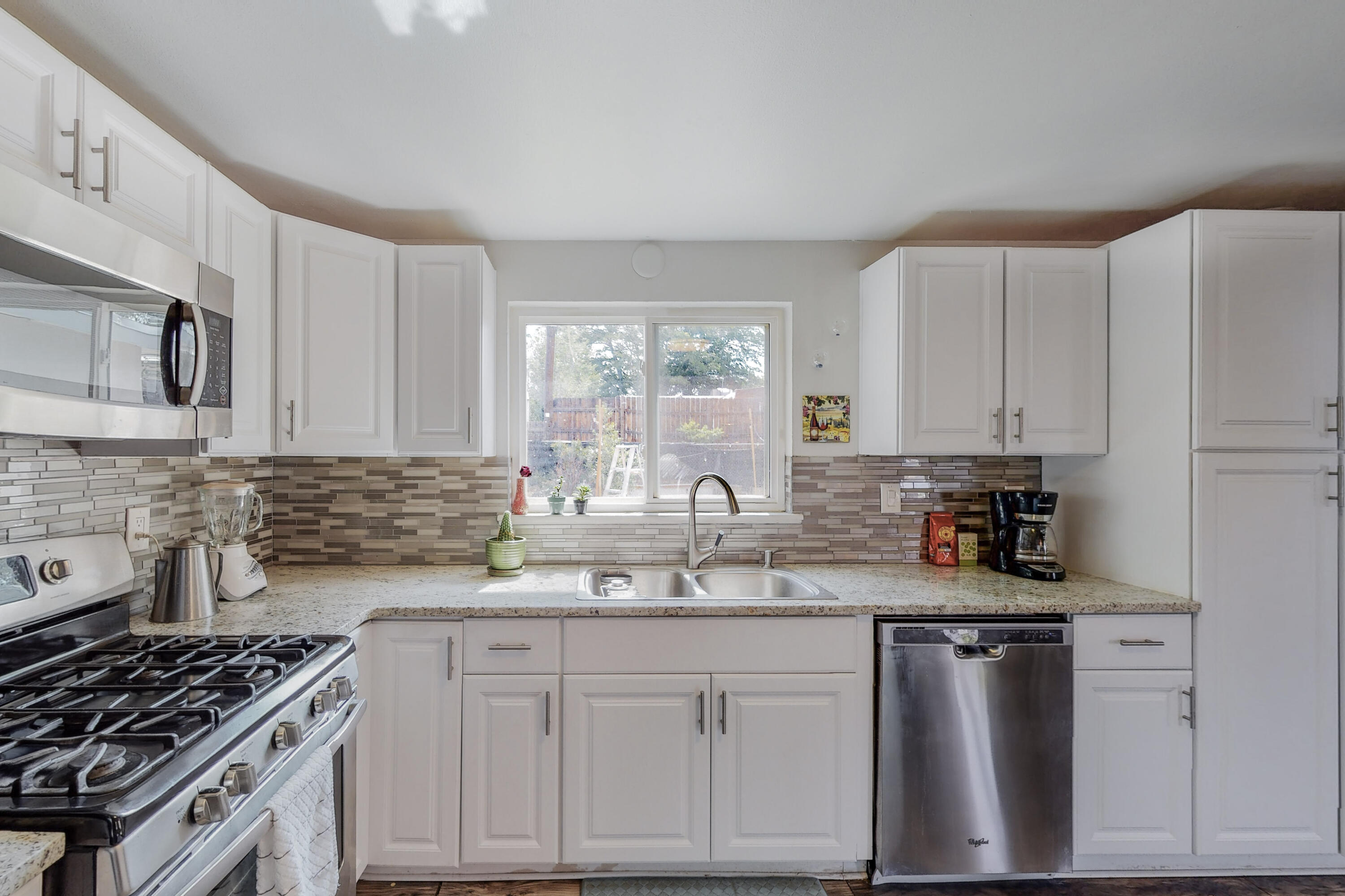 1128 MAXINE Street NE