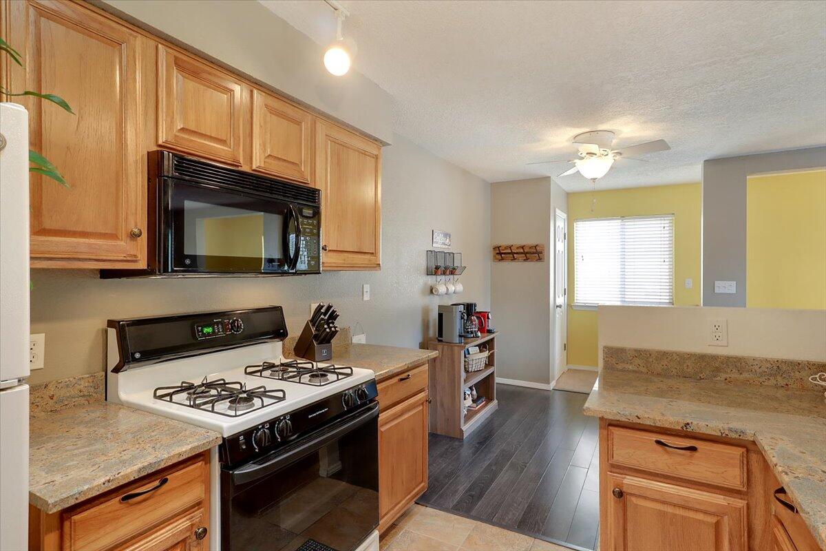 4701 MORRIS Street NE Unit: 1304