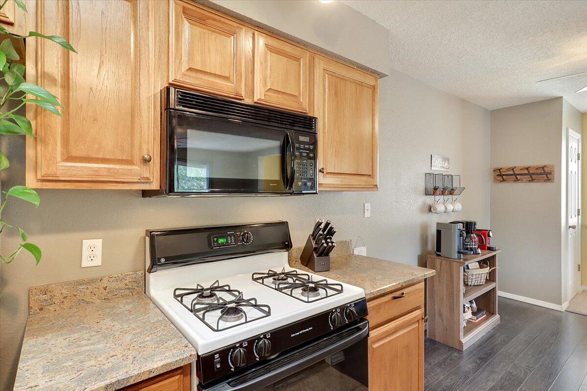 4701 MORRIS Street NE Unit: 1304